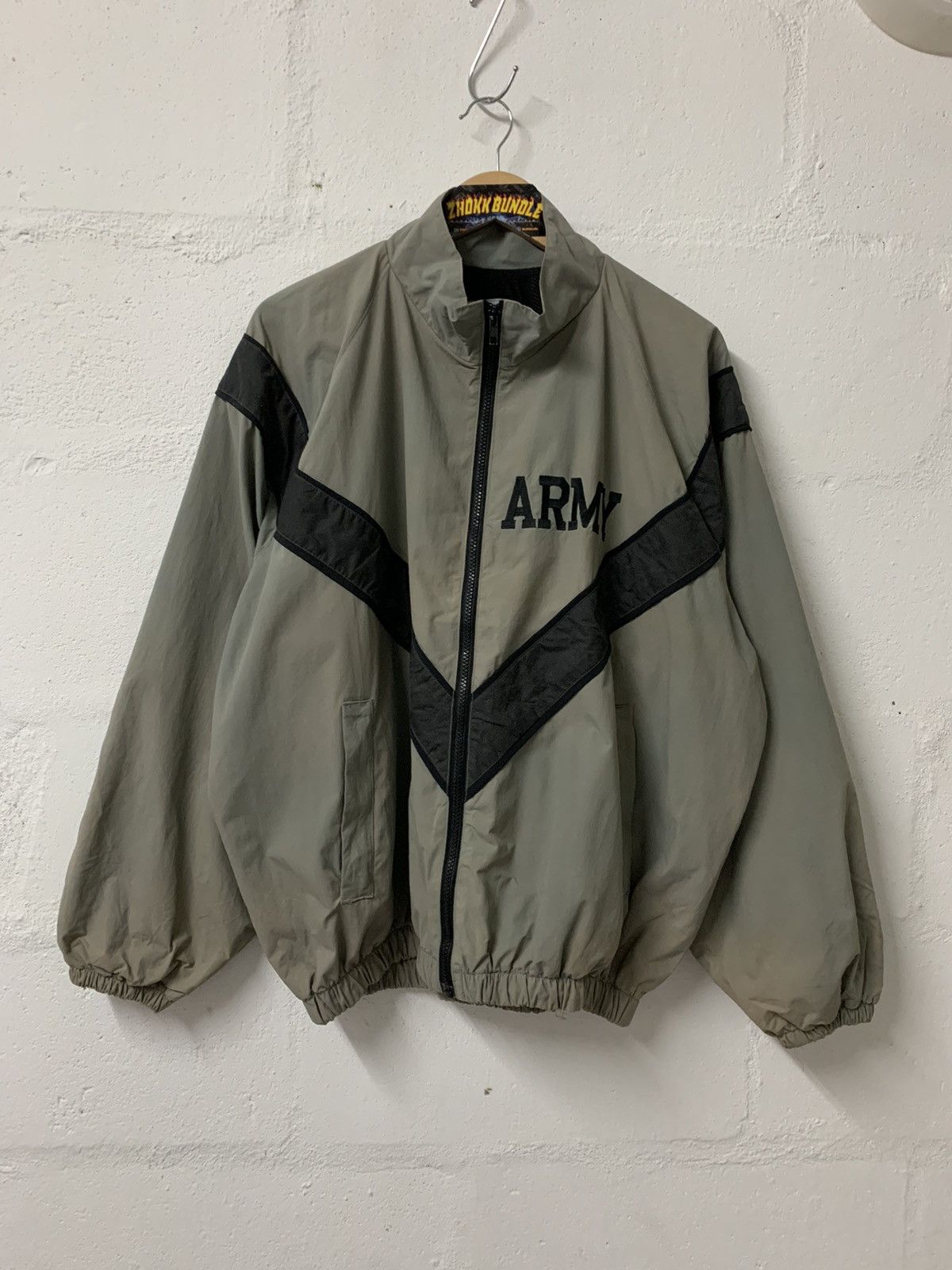 Vintage Army Military Physical Fitness Traning Uniform Wind Jacket Size US M / EU 48-50 / 2 - 1 Thumbnail