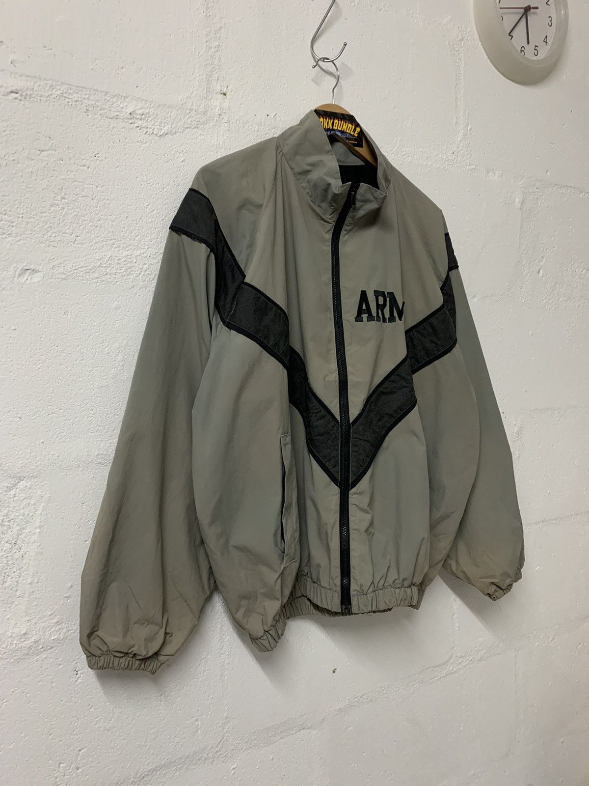 Vintage Army Military Physical Fitness Traning Uniform Wind Jacket Size US M / EU 48-50 / 2 - 2 Thumbnail
