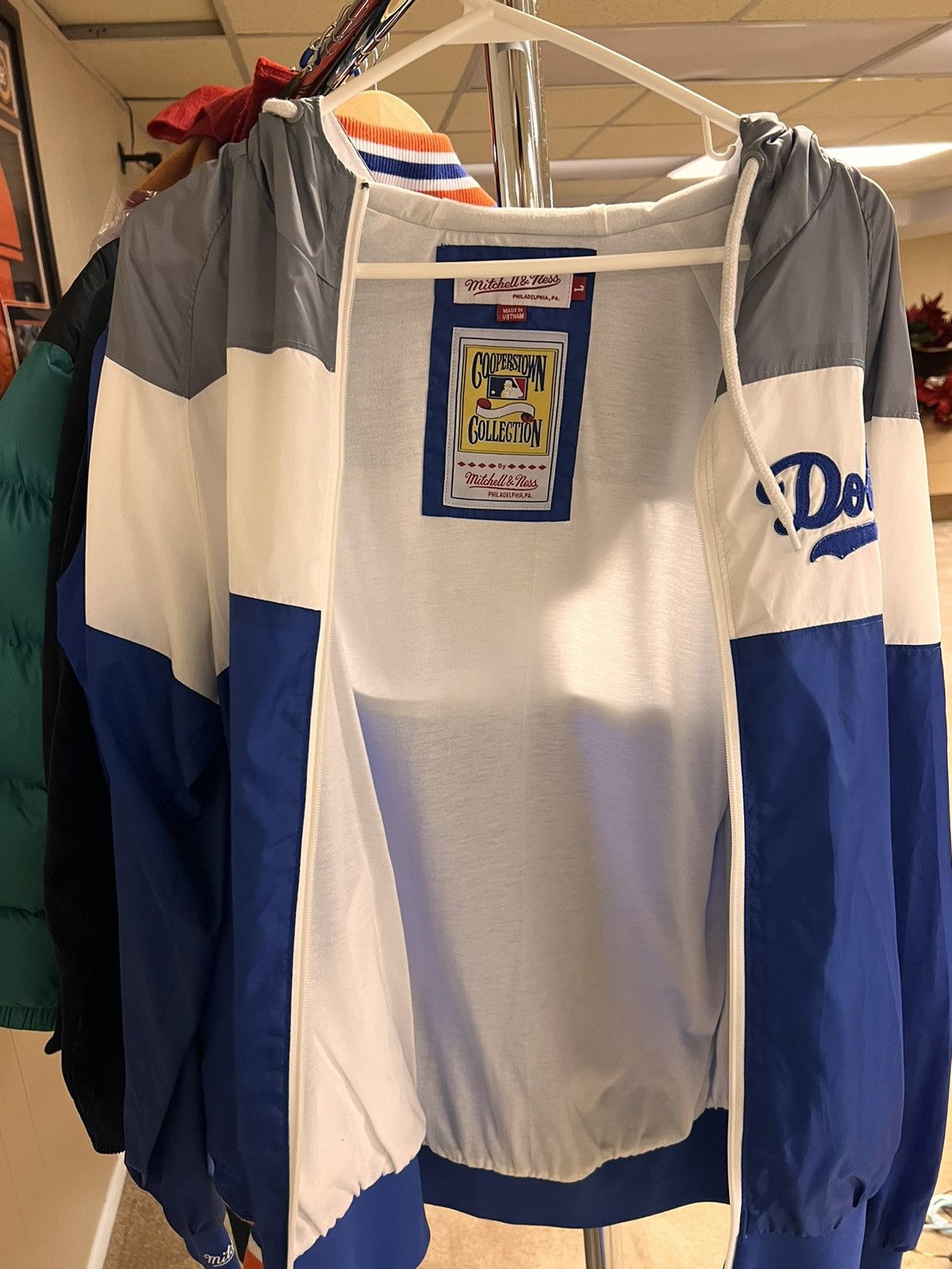 MLB × Mitchell & Ness 2013 LA Dodgers windbreaker Size US L / EU 52-54 / 3 - 4 Thumbnail