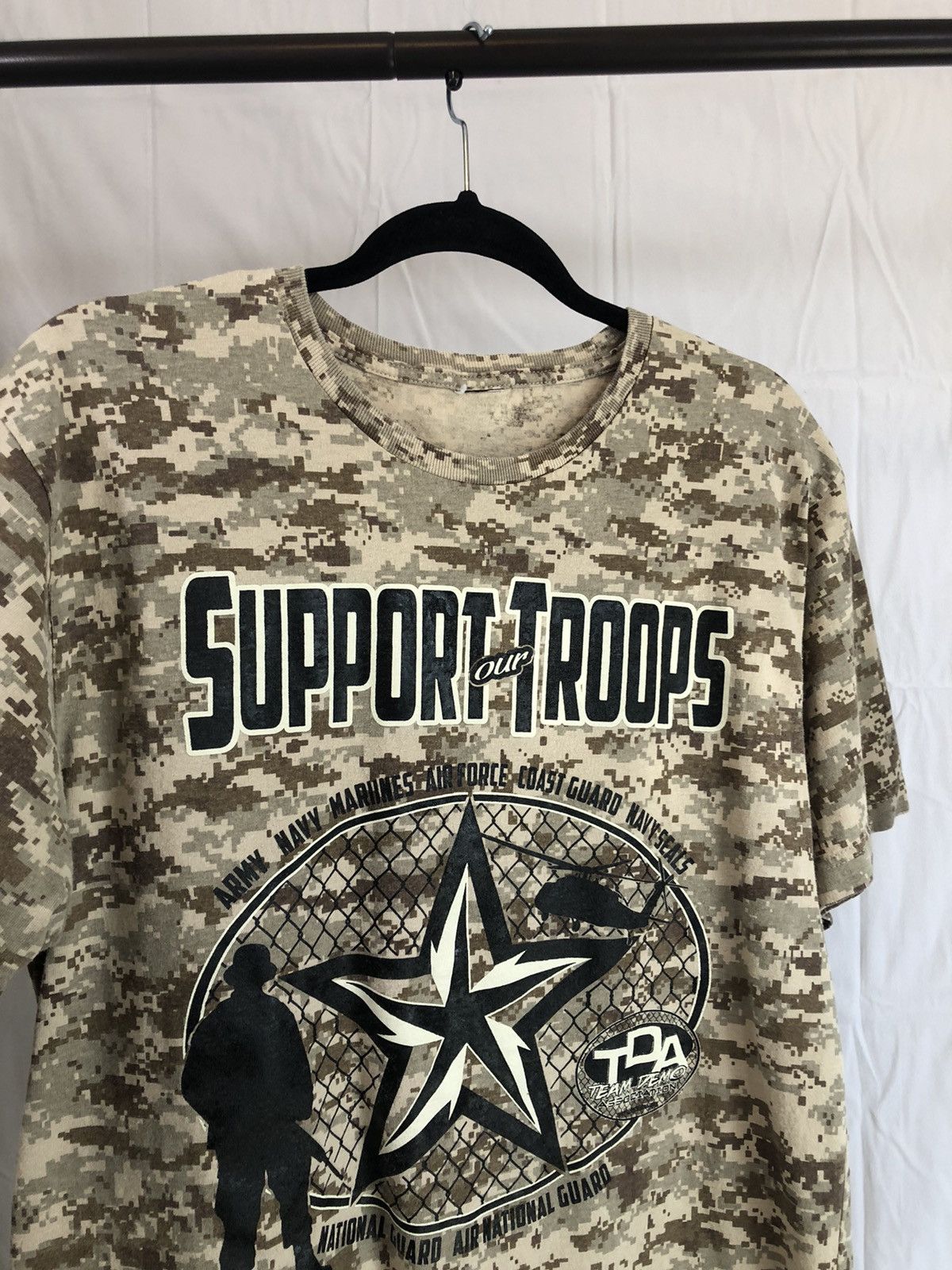 Vintage Vintage Y2K US Military Team Demo Derby Digital Camo Tee Size US L / EU 52-54 / 3 - 2 Thumbnail