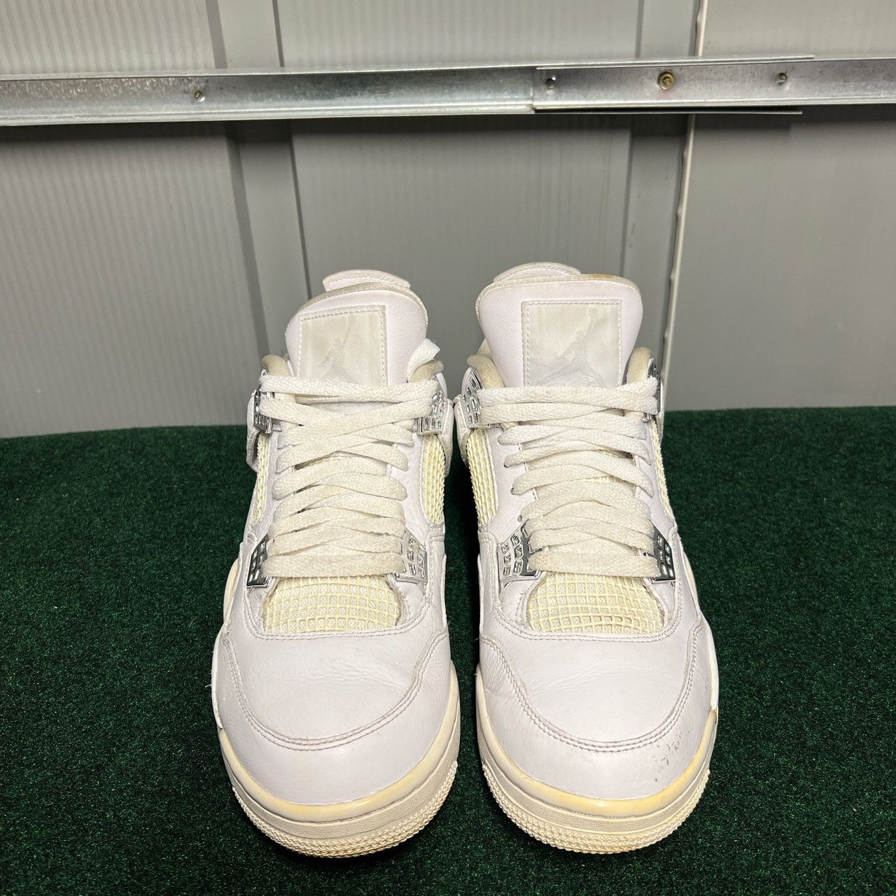 Jordan Brand Air Jordan 4 Retro “Pure Money” Size US 9.5 / EU 42-43 - 4 Thumbnail