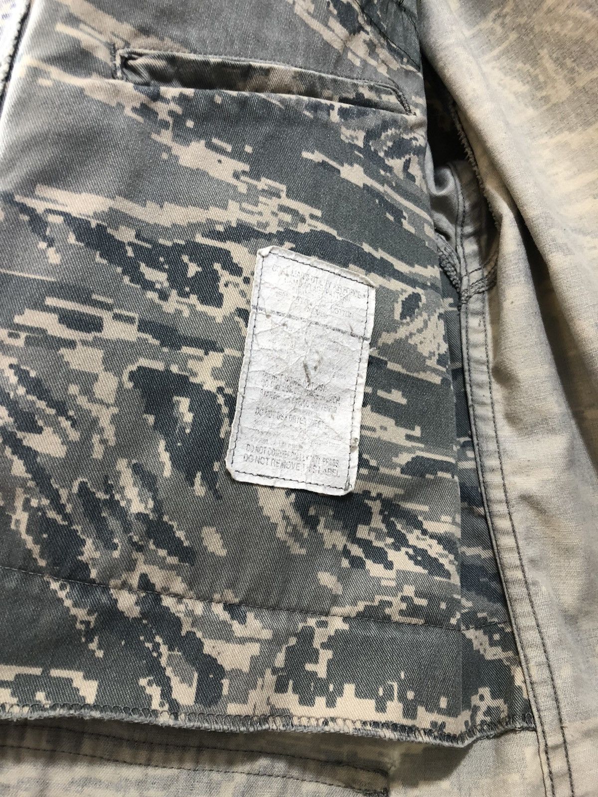 Vintage Military Digital Camo Distressed Fatigue Jacket Size US M / EU 48-50 / 2 - 6 Thumbnail