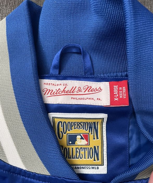 BXR Pueblo Satin Jacket Los Angeles Dodgers - Shop Mitchell & Ness  Outerwear and Jackets Mitchell & Ness Nostalgia Co.