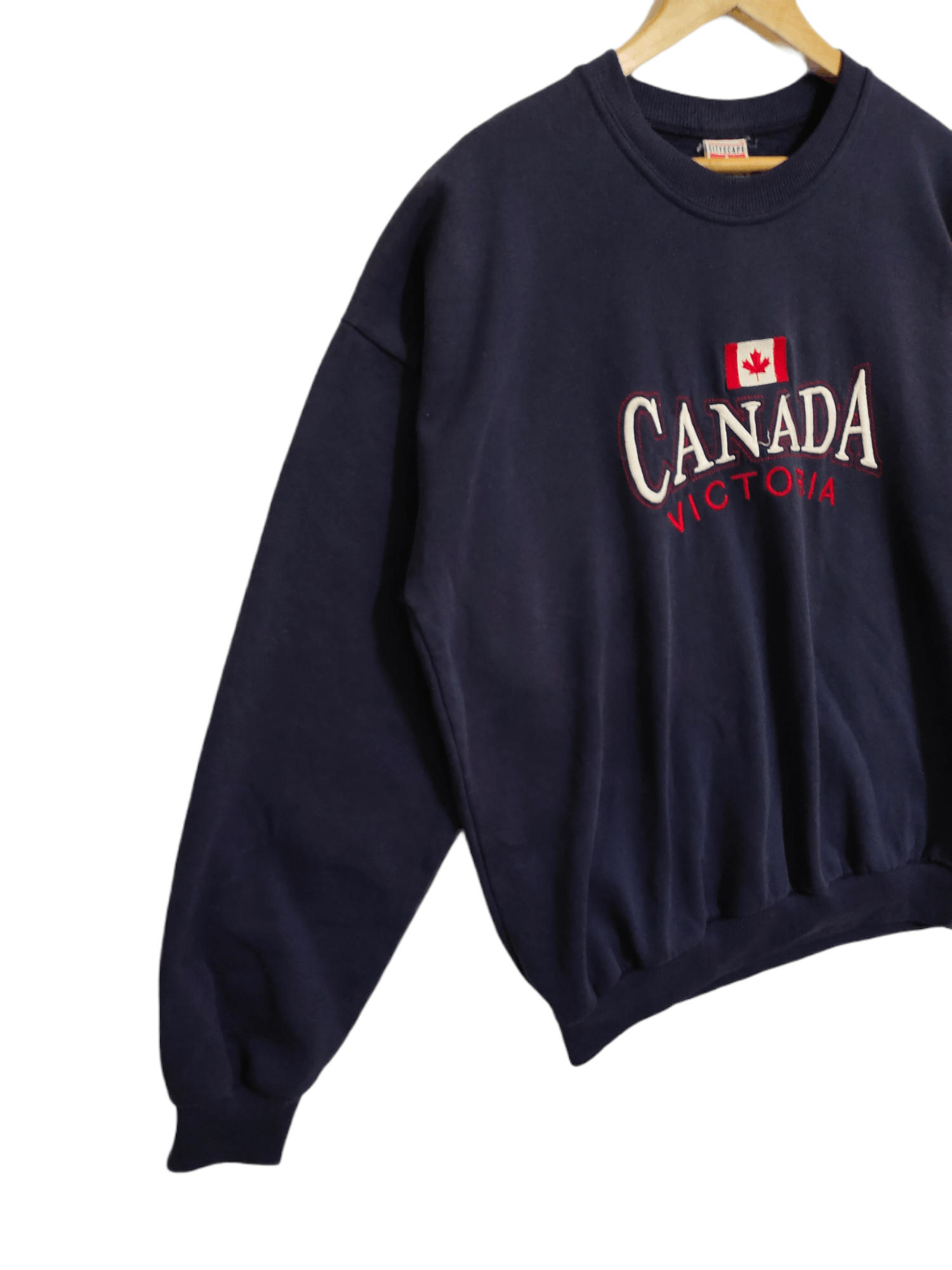 Vintage Vintage CANADA VICTORIA Sweatshirts Size US L / EU 52-54 / 3 - 3 Thumbnail