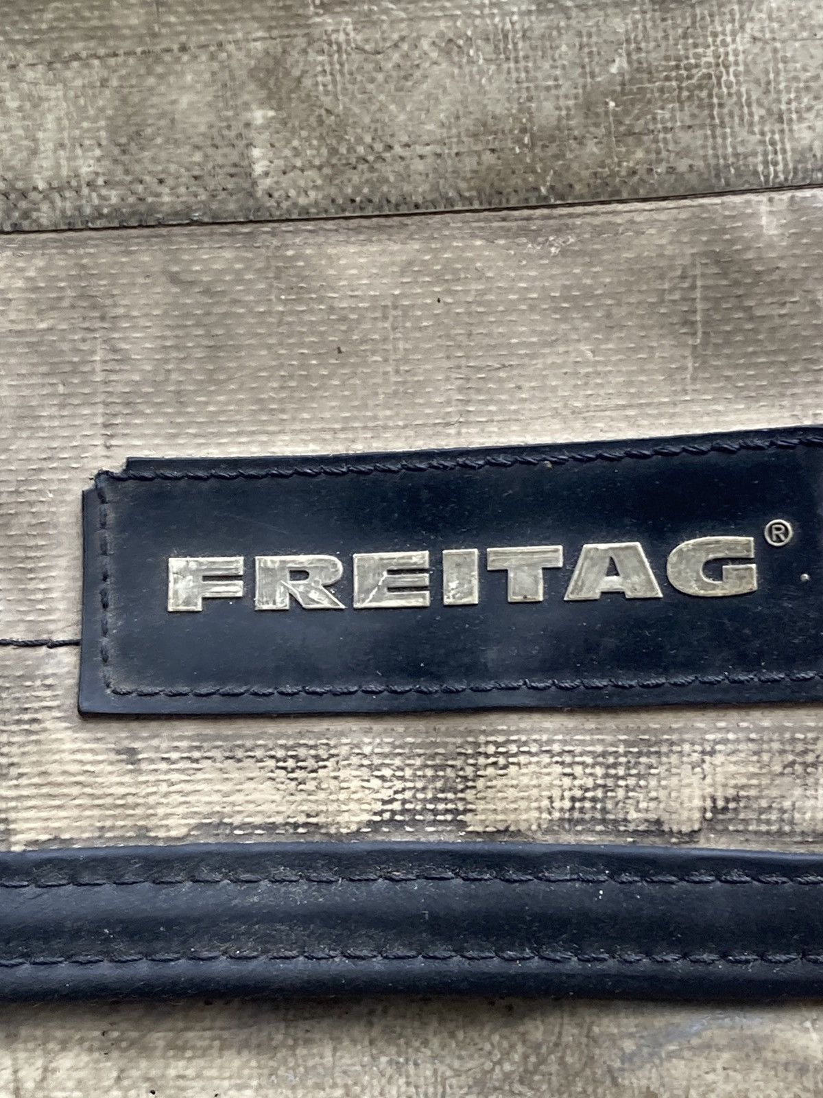 Freitag Freitag recycled white messenger bag Size ONE SIZE - 14 Thumbnail