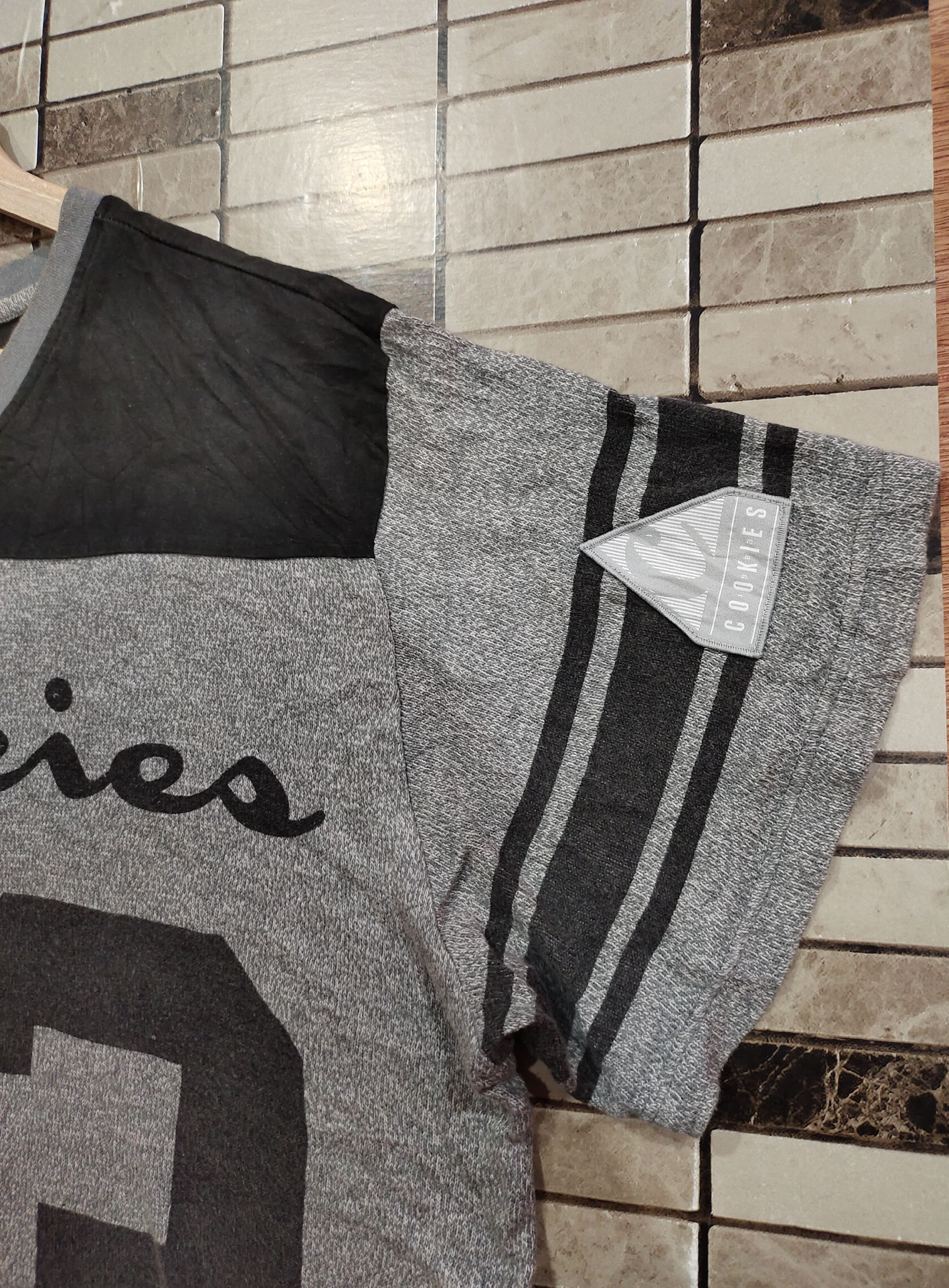Cookies Cookies No 83 V neck tshirt Size US XL / EU 56 / 4 - 3 Thumbnail