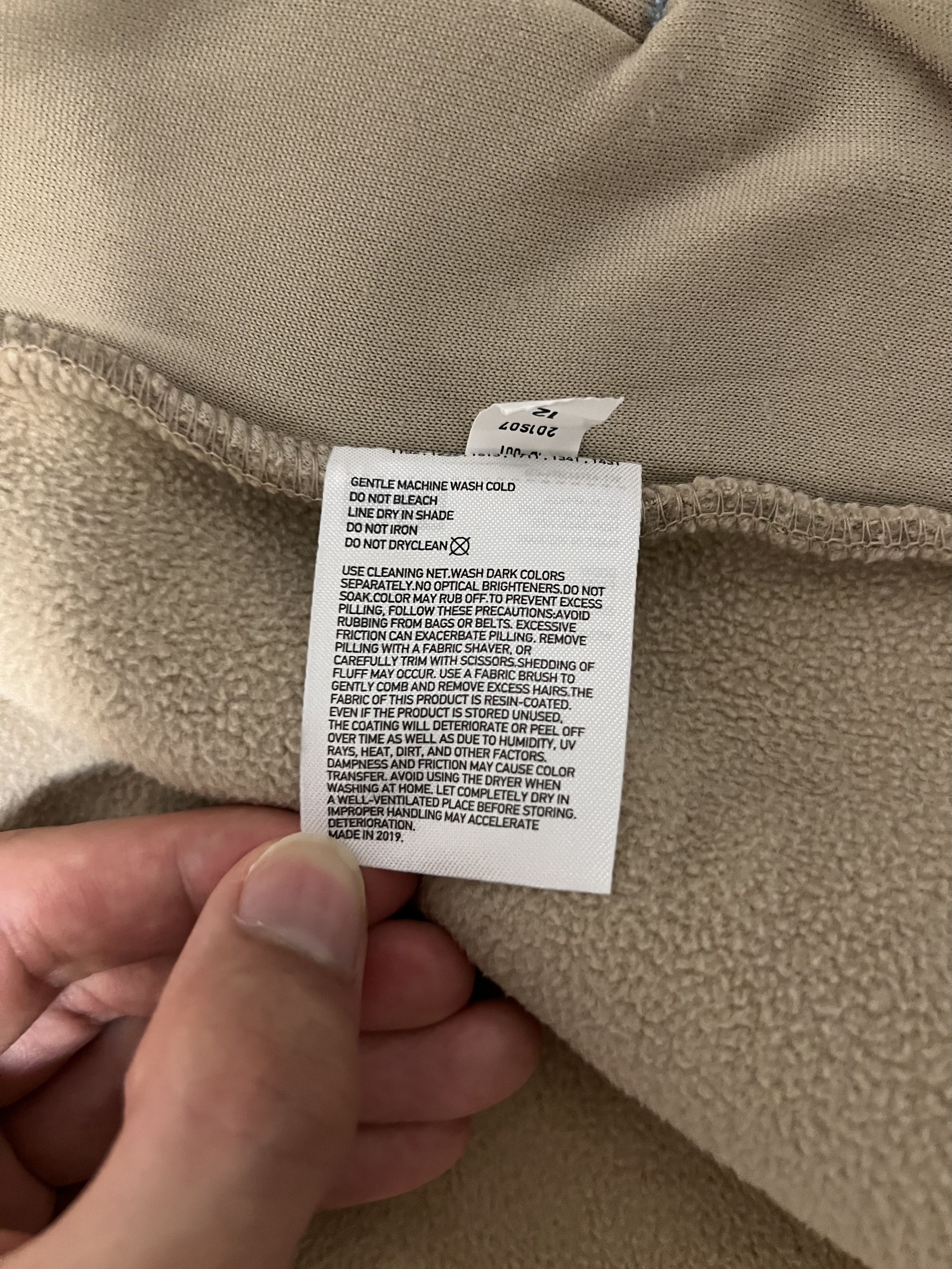 JW Anderson × Uniqlo 💚 JW Anderson x Uniqlo Pocket Fleece Jacket Beige/Blue Size US L / EU 52-54 / 3 - 7 Thumbnail