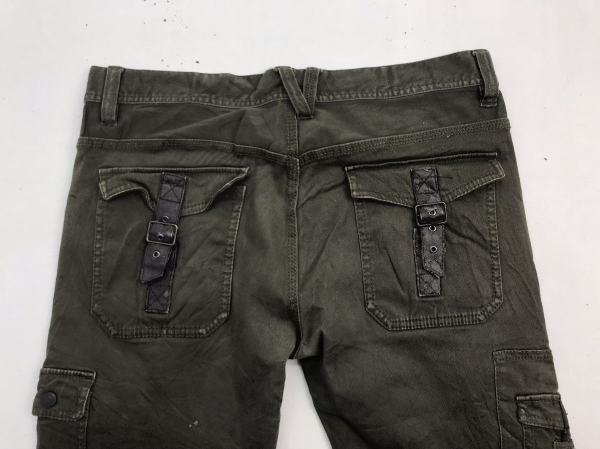 HIDEAWAYS Hideaways Distressed multipocket cargopants Size US 32 / EU 48 - 9 Thumbnail