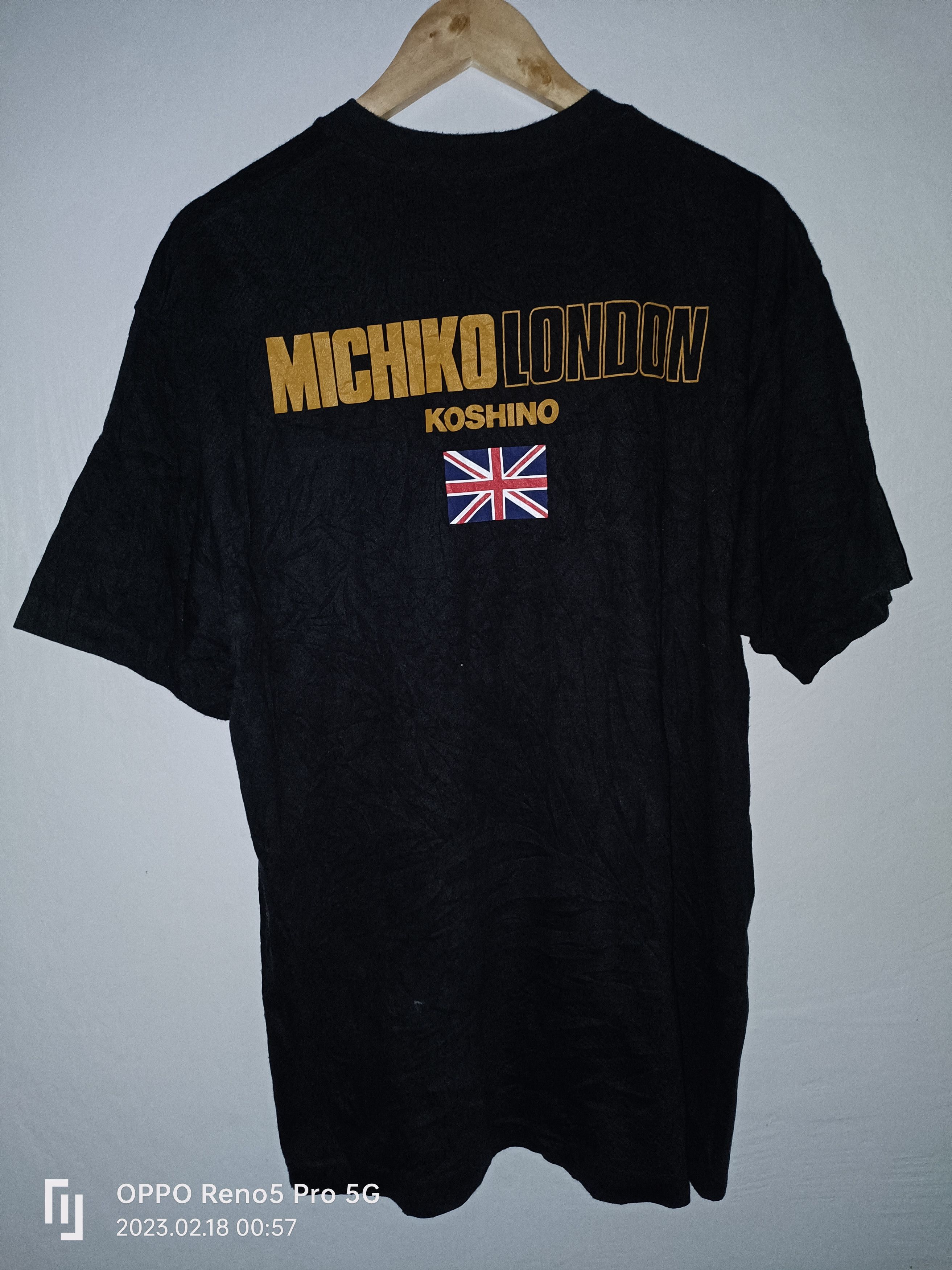 Japanese Brand Vintage Tshirts Michiko Koshino London Size US L / EU 52-54 / 3 - 1 Thumbnail