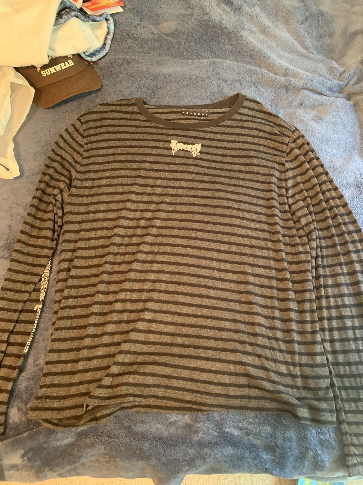 Revenge motion logo long sleeve