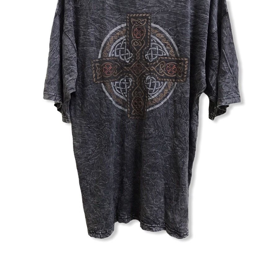 Vintage VINTAGE PLANET EIRTH BIGLOGO TSHIRT Size US L / EU 52-54 / 3 - 3 Thumbnail