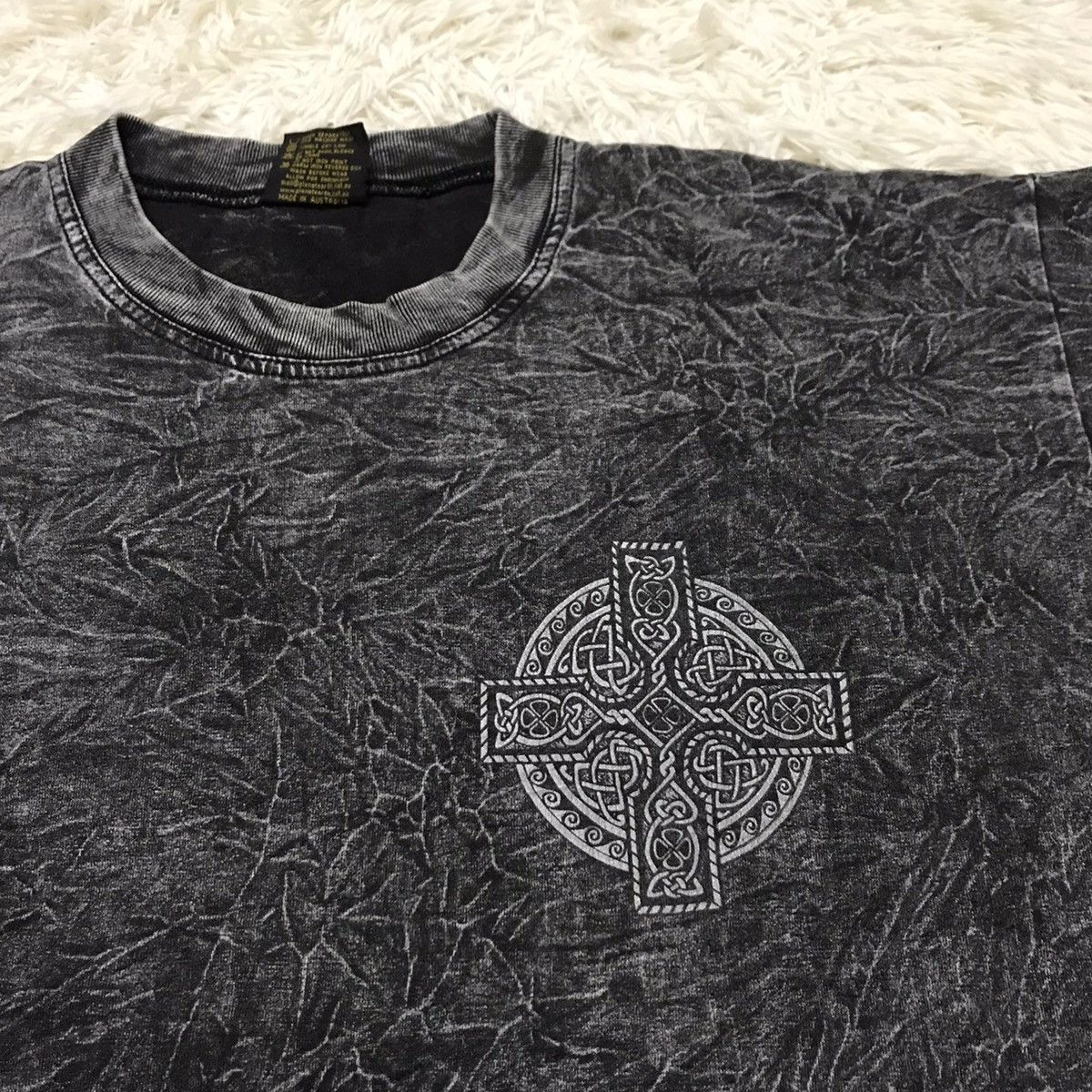 Vintage VINTAGE PLANET EIRTH BIGLOGO TSHIRT Size US L / EU 52-54 / 3 - 11 Thumbnail