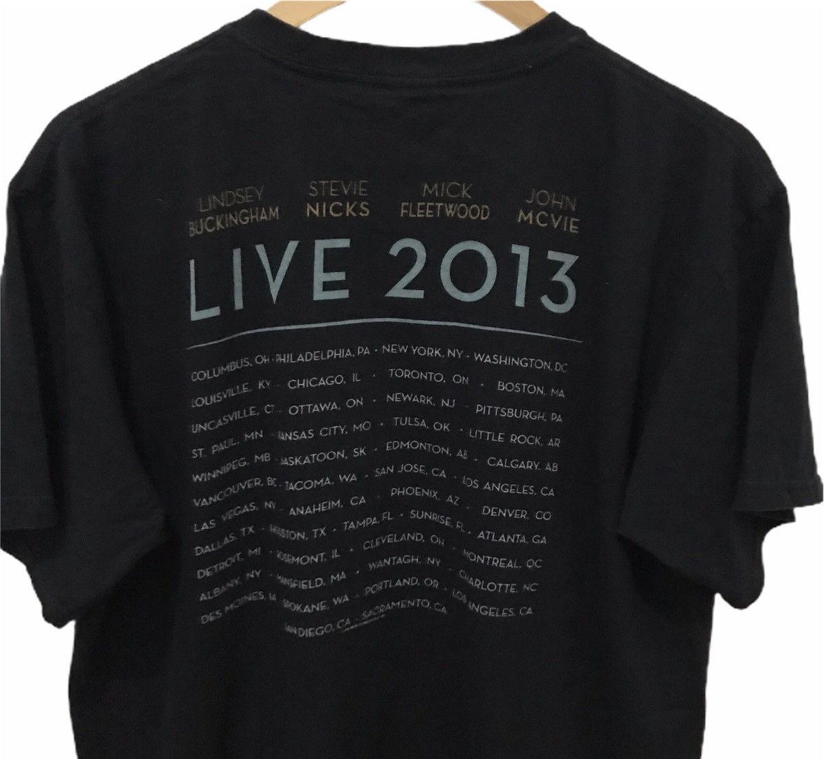 Band Tees FLEETWOD MAC band tshirt Live 2013 Size US L / EU 52-54 / 3 - 4 Thumbnail
