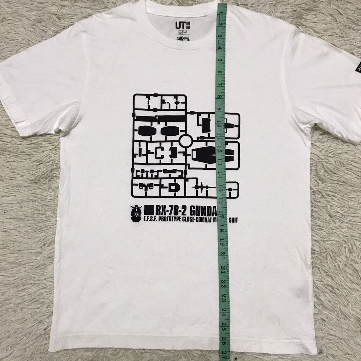 Anime Uniqlo x Gundam 40th anniversary anime tee Size US M / EU 48-50 / 2 - 13 Thumbnail