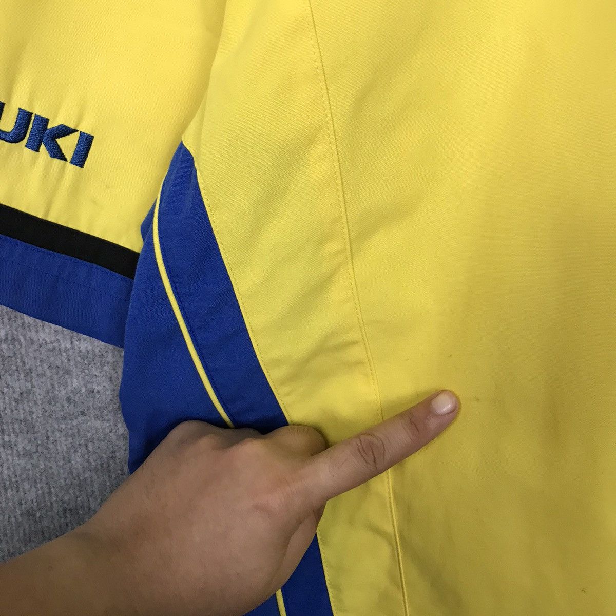 Gear for Sports VINTAGE SUZUKI TEAM SUZUKI JAPANESE BUTTON UP SHIRT Size US XL / EU 56 / 4 - 9 Thumbnail