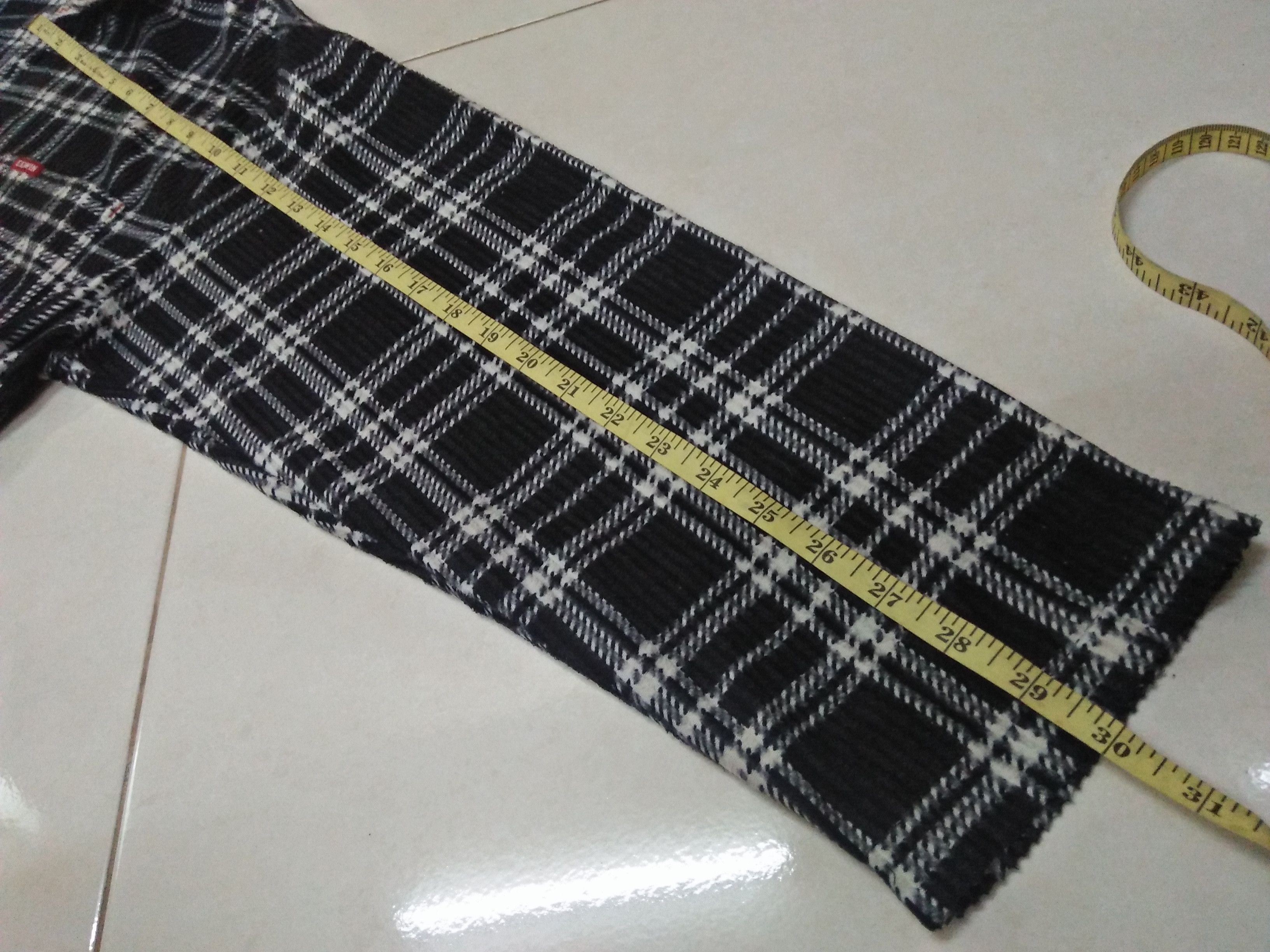 Edwin EDWIN Tartan Plaid Pattern Black White M Button Shirts. Size US S / EU 44-46 / 1 - 11 Thumbnail