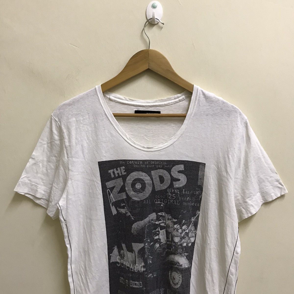 Japanese Brand Katharine Hamnett X The Zods tshirt Size US S / EU 44-46 / 1 - 3 Thumbnail