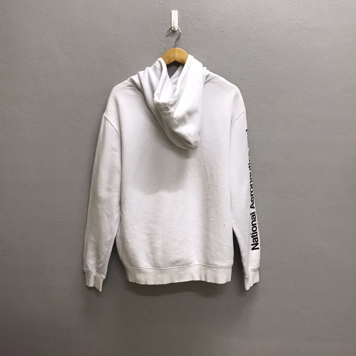 Divided NASA United State H&M Pullover Hoodie Size US L / EU 52-54 / 3 - 8 Thumbnail