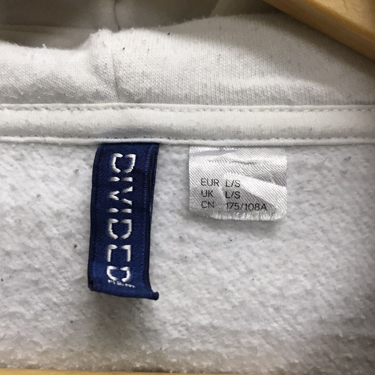 Divided NASA United State H&M Pullover Hoodie Size US L / EU 52-54 / 3 - 9 Thumbnail