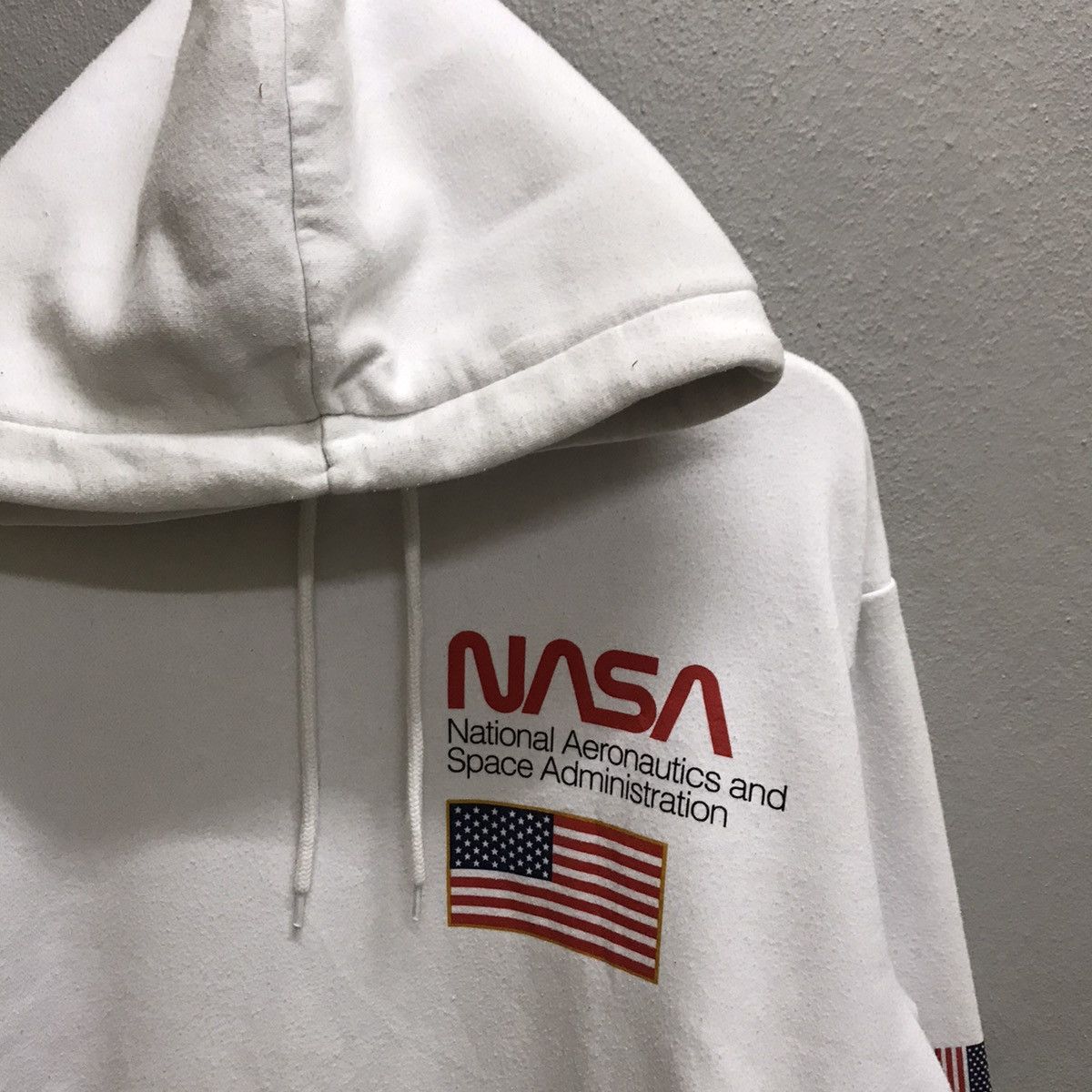 Divided NASA United State H&M Pullover Hoodie Size US L / EU 52-54 / 3 - 6 Thumbnail
