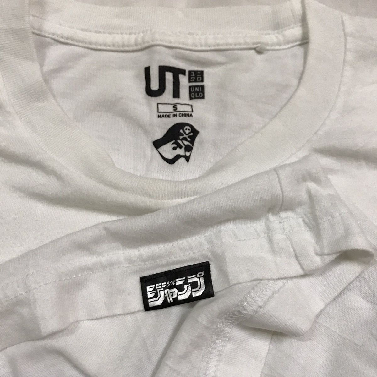 Anime Hunter X Hunter japanese cartoon uniqlo shirt Size US S / EU 44-46 / 1 - 7 Thumbnail