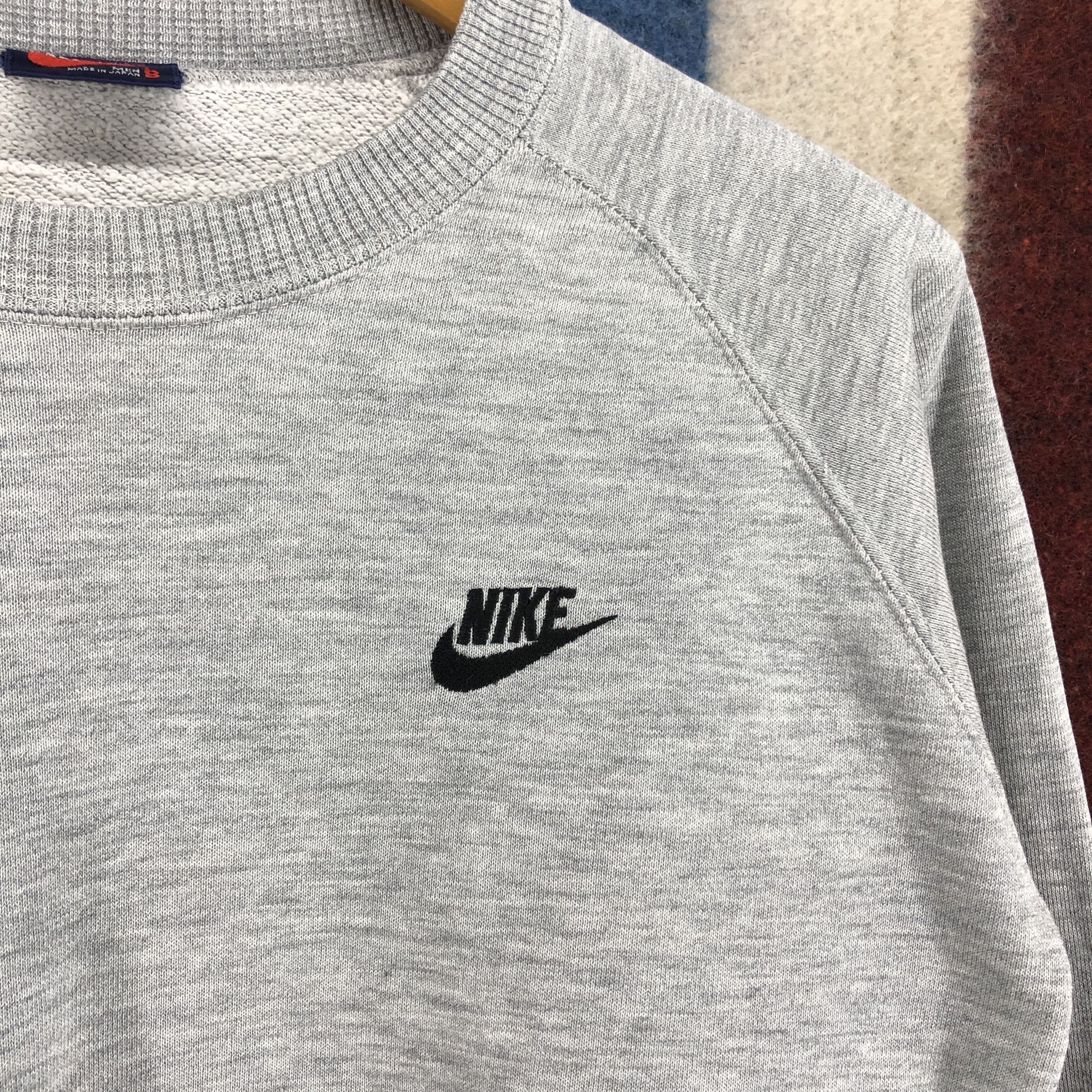 Nike 90s Vintage NIKE Made In Japan Women Sweatshirt #0613/Z Size S / US 4 / IT 40 - 2 Thumbnail