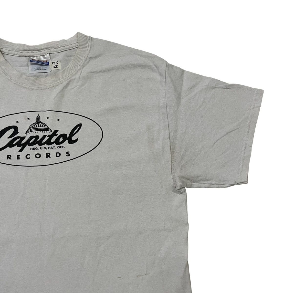 Band Tees BEST OFFER Vintage Y2k Capitol Records American Record Label Size US M / EU 48-50 / 2 - 6 Thumbnail