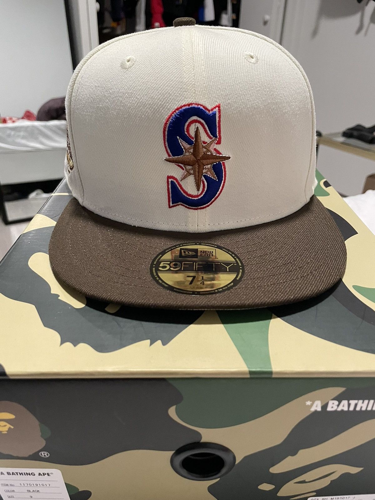Seattle Mariners “Snickers” 7 1/8 DS