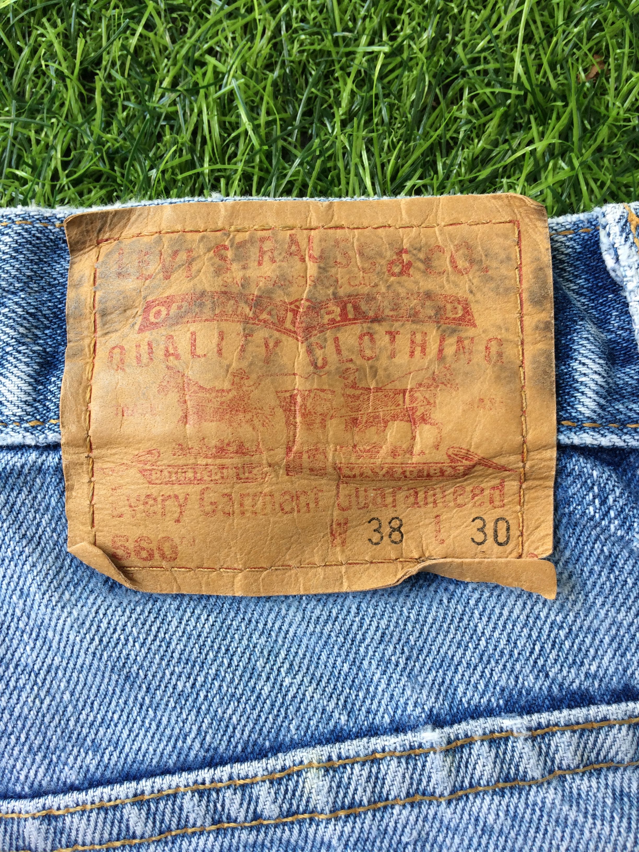 Levi's Levis 560 Ripped Jeans #B-345 Size US 37 - 11 Thumbnail