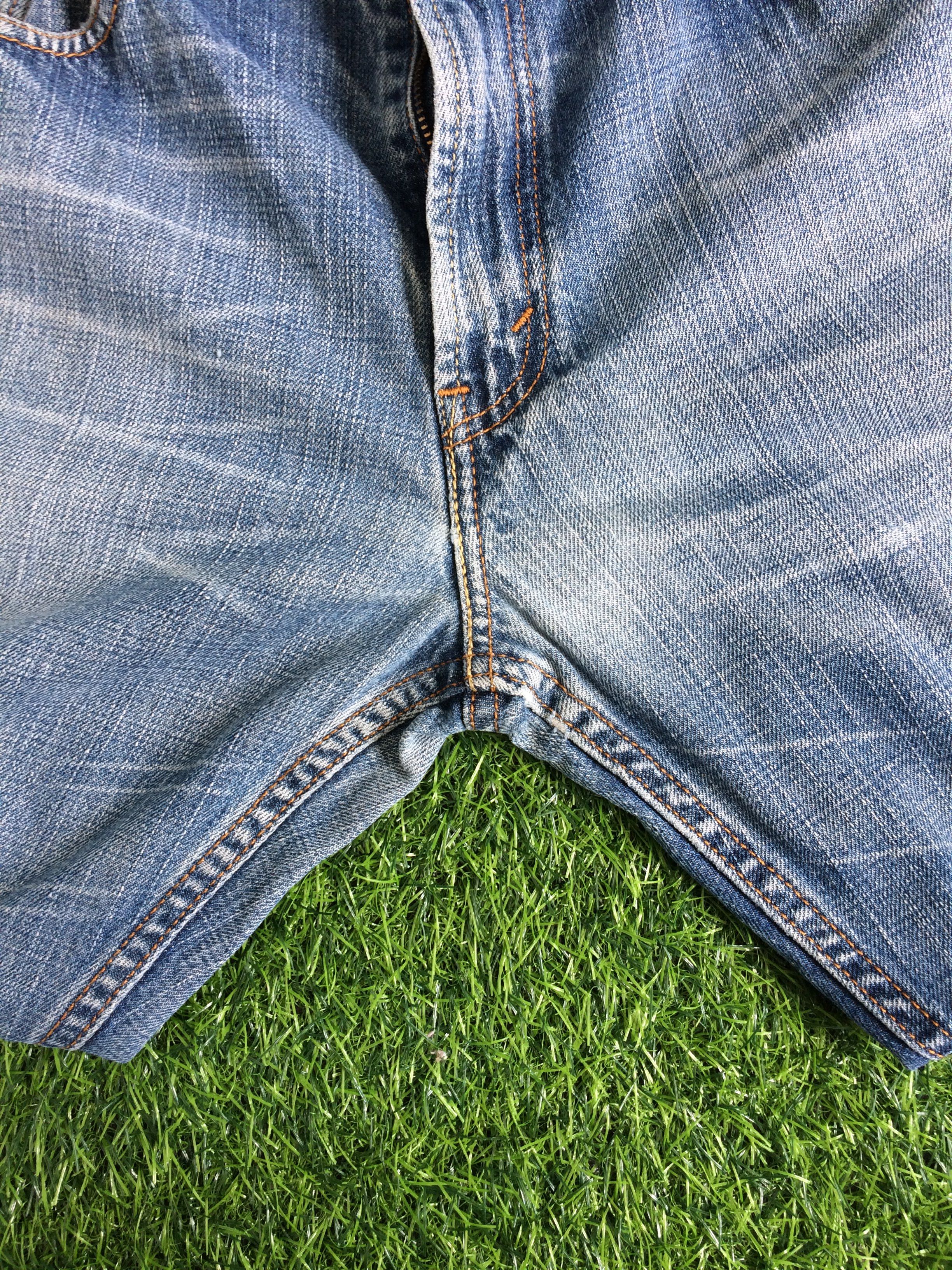 Levi's × Vintage Vintage Distressed Levi's 559 Jeans #B-034 Size US 31 - 4 Thumbnail