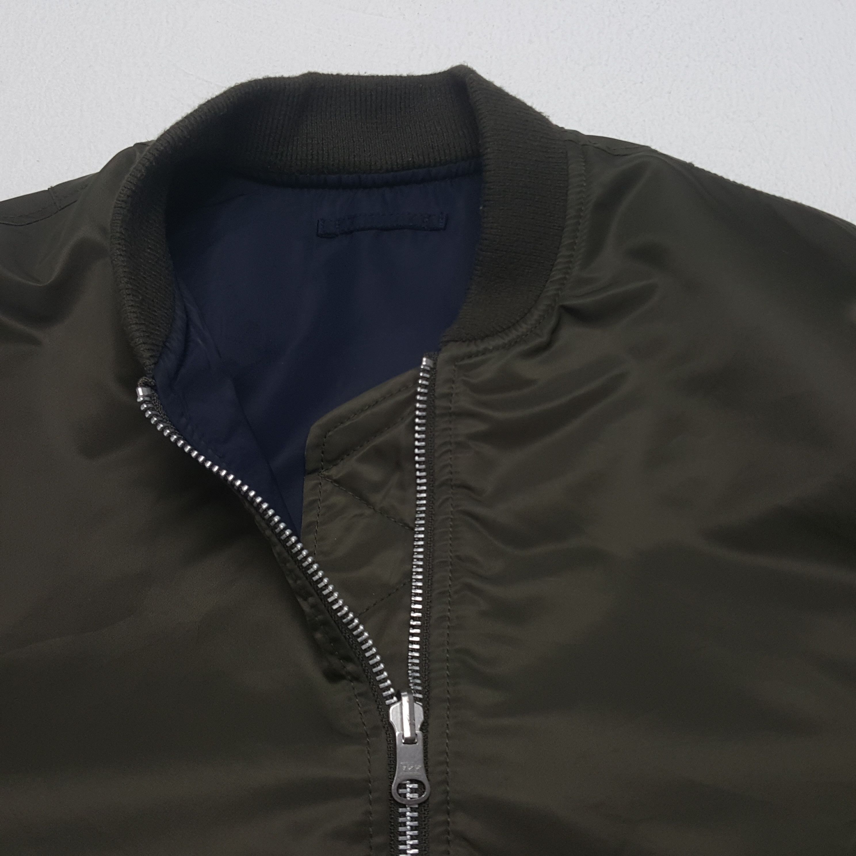 Undercover Vintage Uniqlo Undercover Military Style Custom Logo Bombers Size US L / EU 52-54 / 3 - 5 Thumbnail
