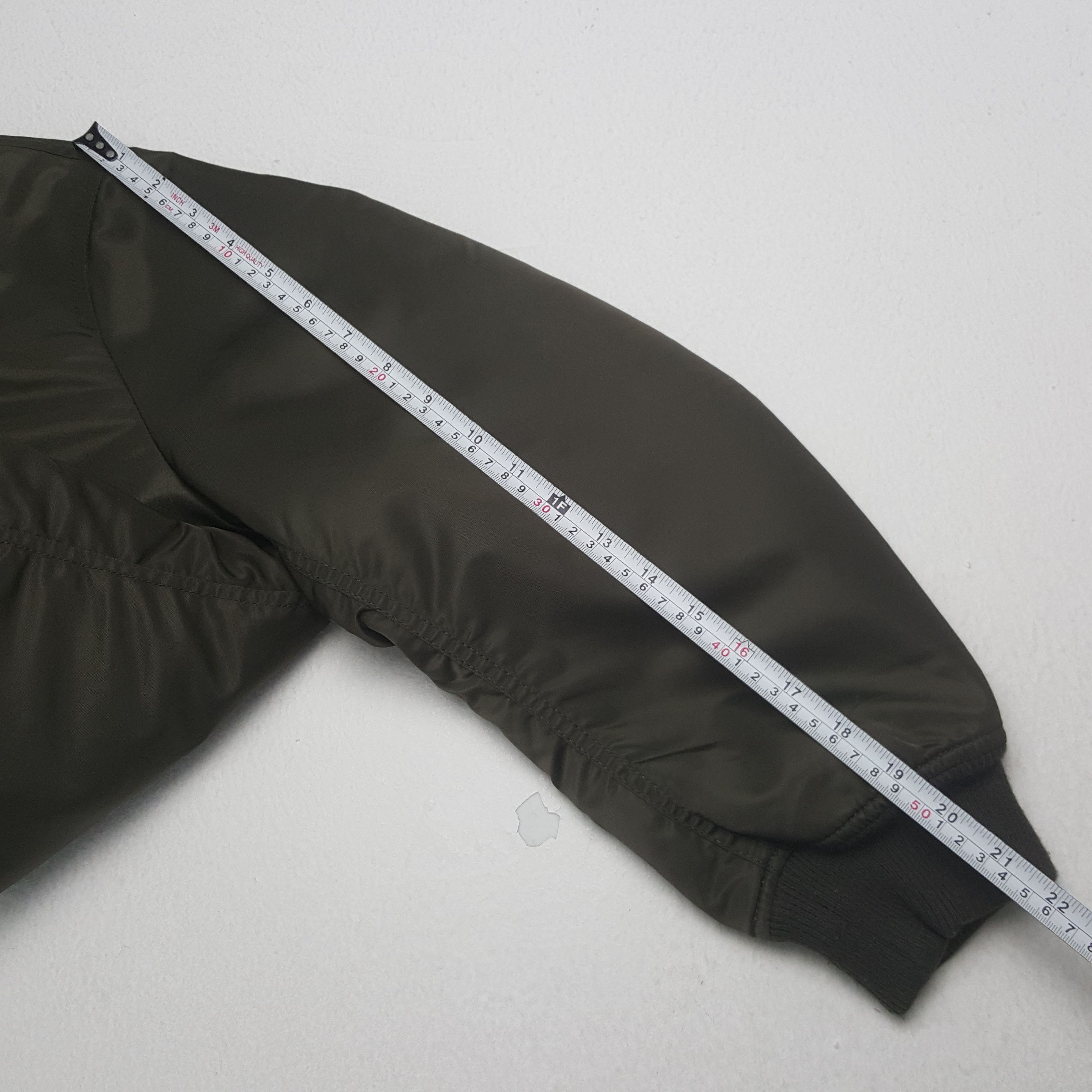 Undercover Vintage Uniqlo Undercover Military Style Custom Logo Bombers Size US L / EU 52-54 / 3 - 7 Thumbnail