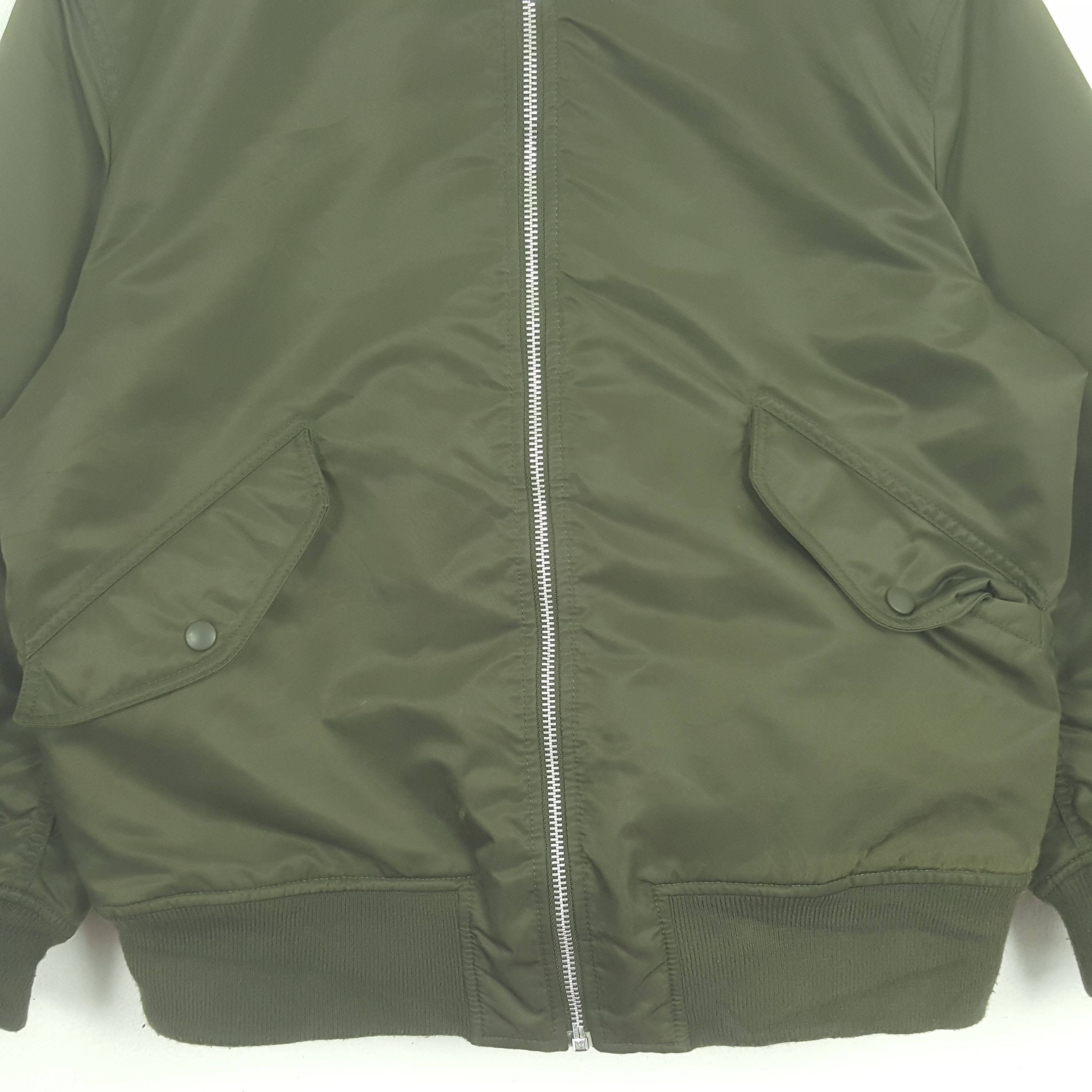 Undercover Vintage Uniqlo Undercover Military Style Custom Logo Bombers Size US L / EU 52-54 / 3 - 4 Thumbnail
