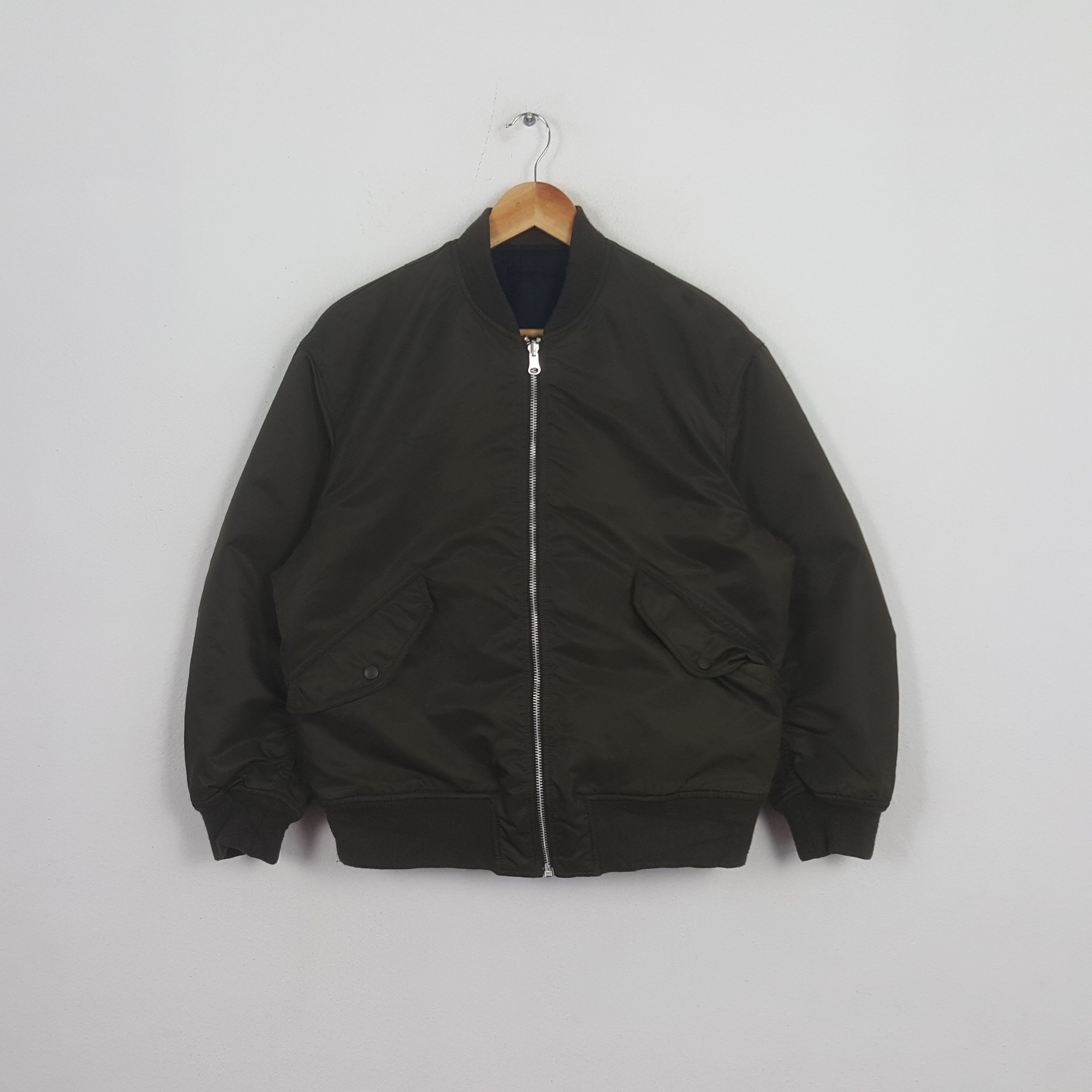 Undercover Vintage Uniqlo Undercover Military Style Custom Logo Bombers Size US L / EU 52-54 / 3 - 3 Thumbnail