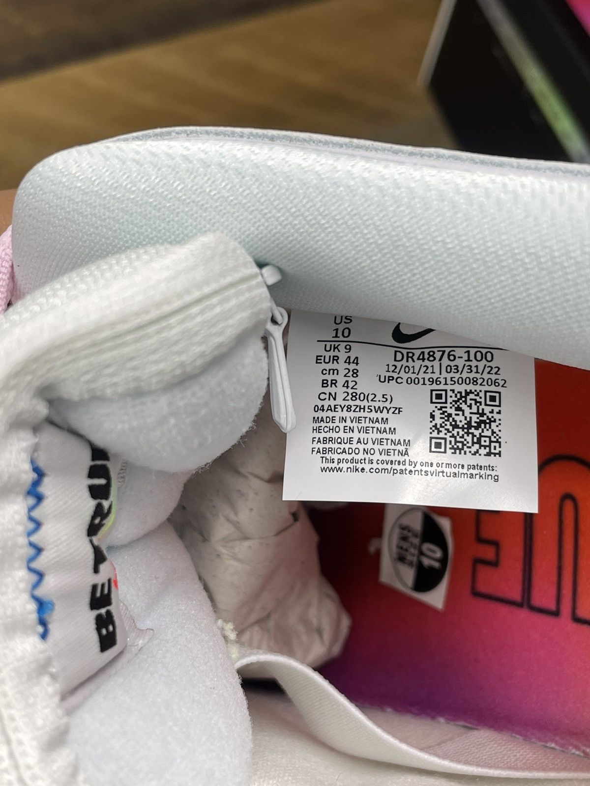 Nike Nike Dunk Low SB Be True 2022 retro og Size US 10 / EU 43 - 9 Thumbnail