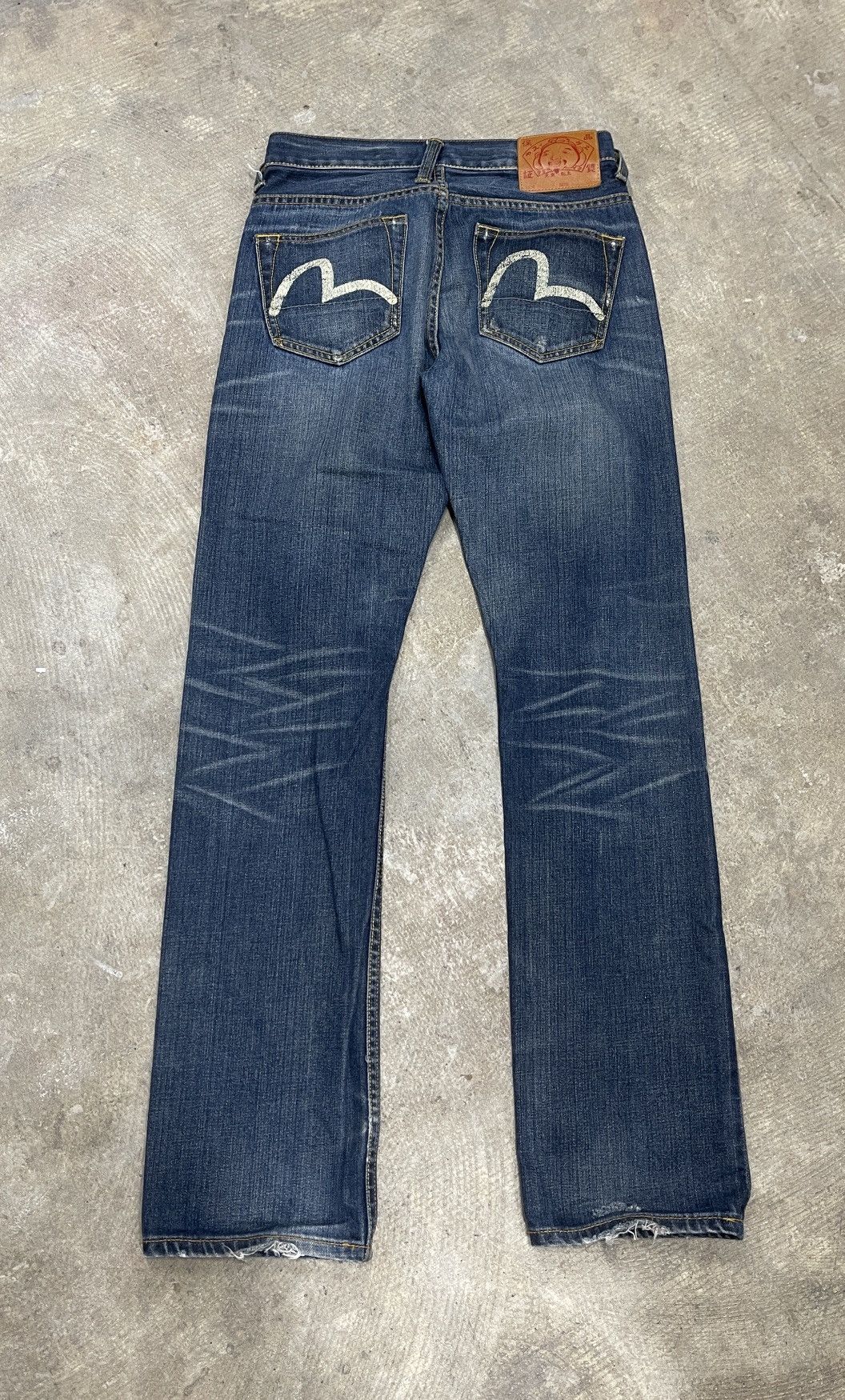 Evisu Jeans Size 28 waist 32 inseam - Light Washed