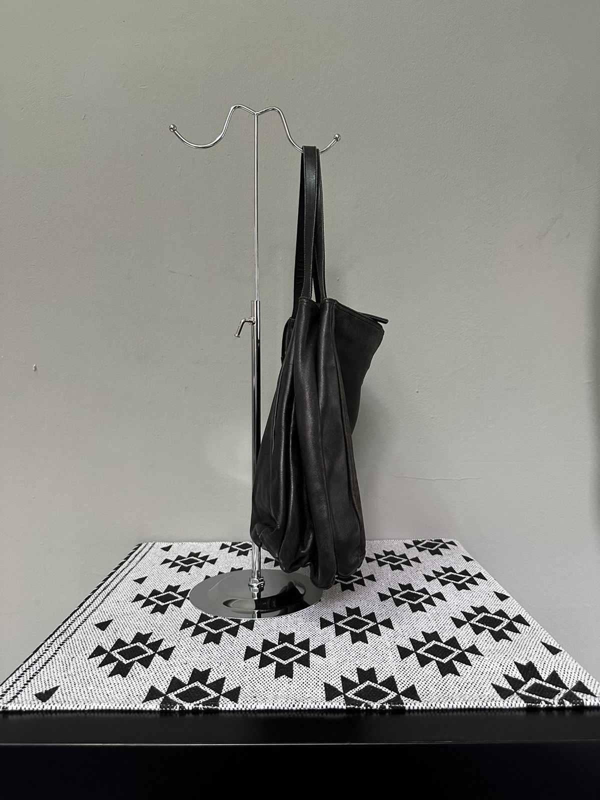 Yohji Yamamoto 90's Yohji Yamamoto Y’sacc Leather carry bag Size ONE SIZE - 12 Thumbnail