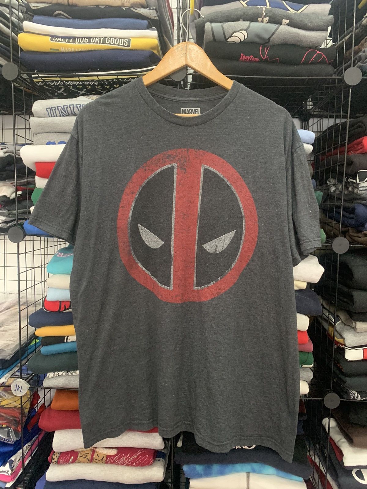 image of Dc Comics x Marvel Comics Deadpool Marvel T-Shirt in Grey, Men's (Size XL)
