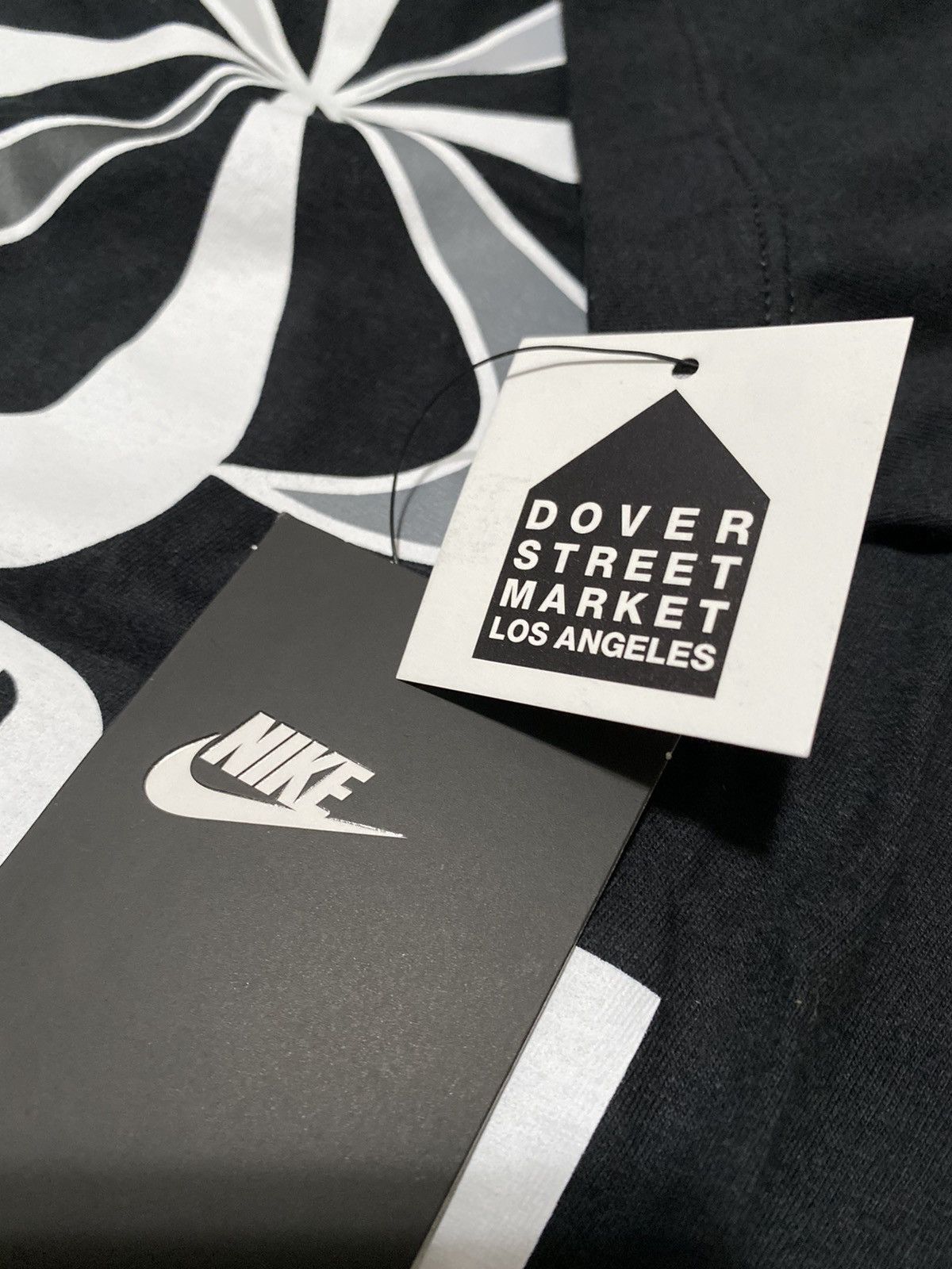 Dover Street Market × Nike Dover street market x Nike tee Size US M / EU 48-50 / 2 - 6 Thumbnail