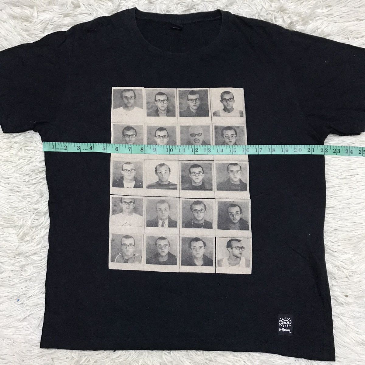 Japanese Brand Keith Haring Pasport Photo t shirt Size US L / EU 52-54 / 3 - 8 Thumbnail