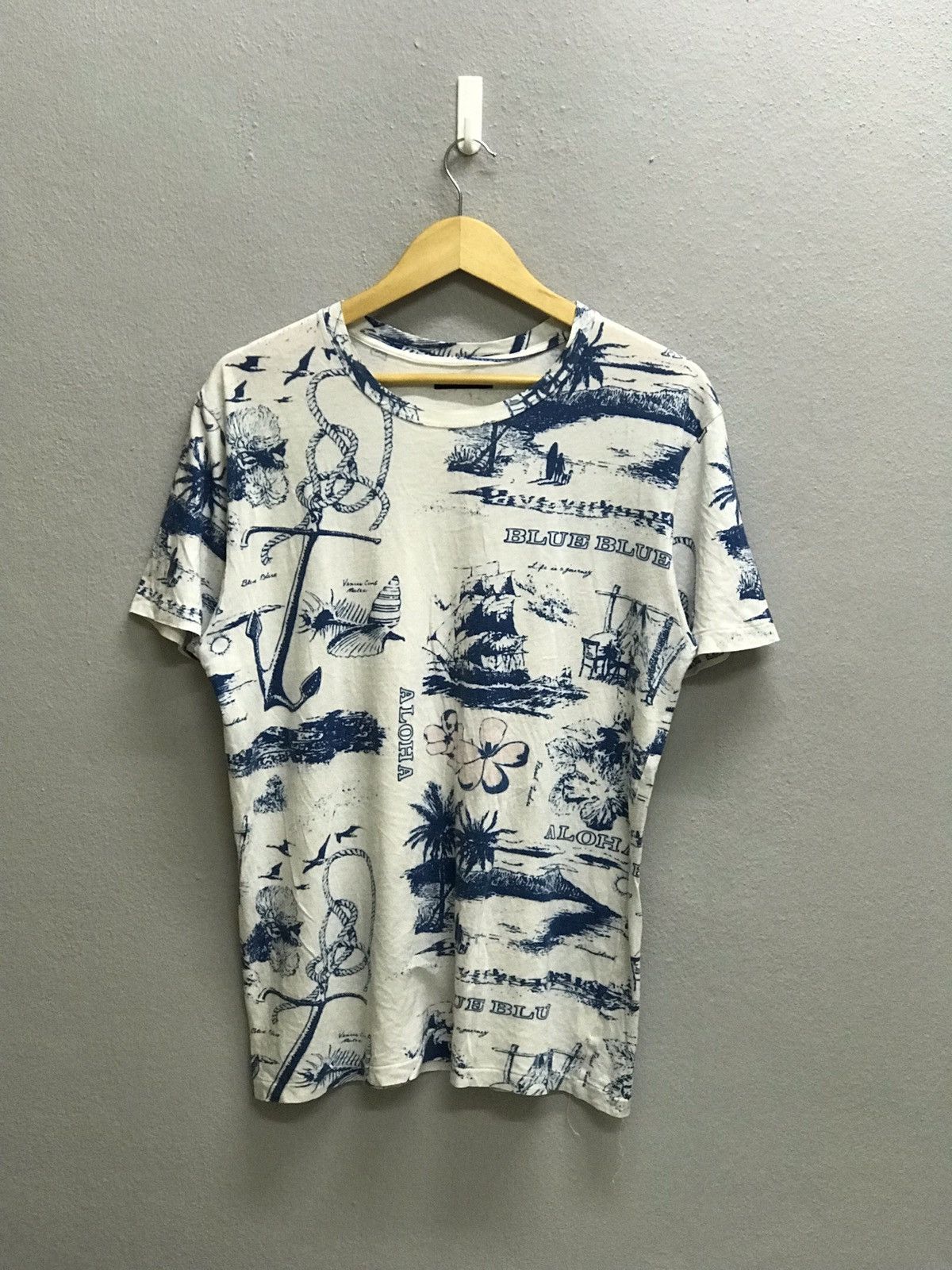 Blue Blue Japan Vintage 90s Blue Blue Sun Surfing Hawaii Fullprint Tshirt Size US M / EU 48-50 / 2 - 6 Thumbnail