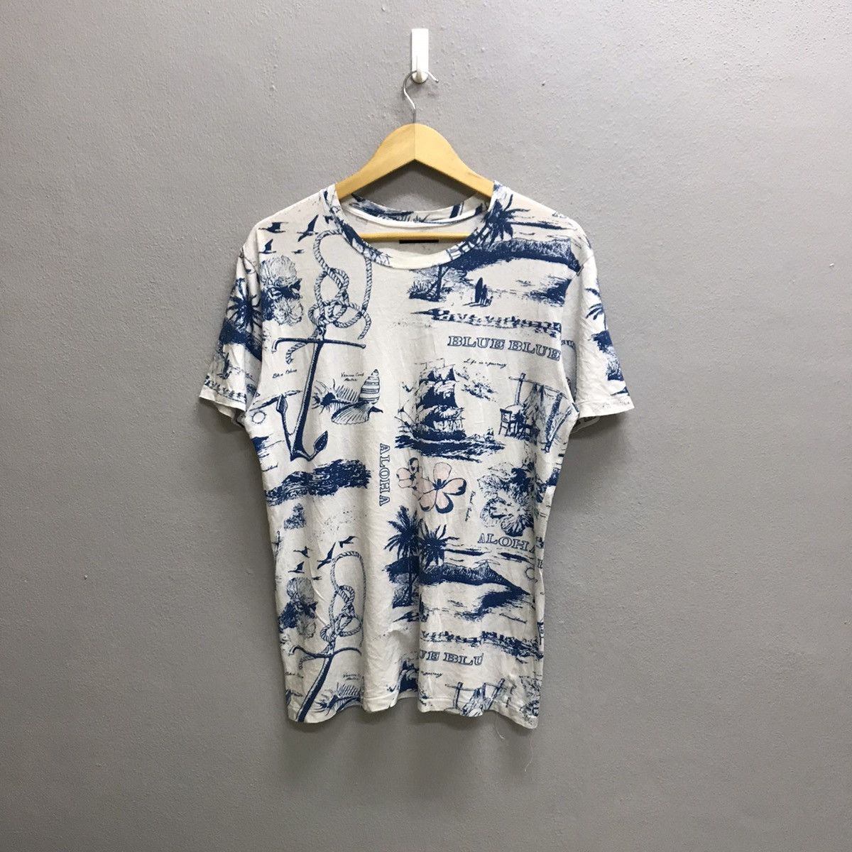 Blue Blue Japan Vintage 90s Blue Blue Sun Surfing Hawaii Fullprint Tshirt Size US M / EU 48-50 / 2 - 3 Thumbnail