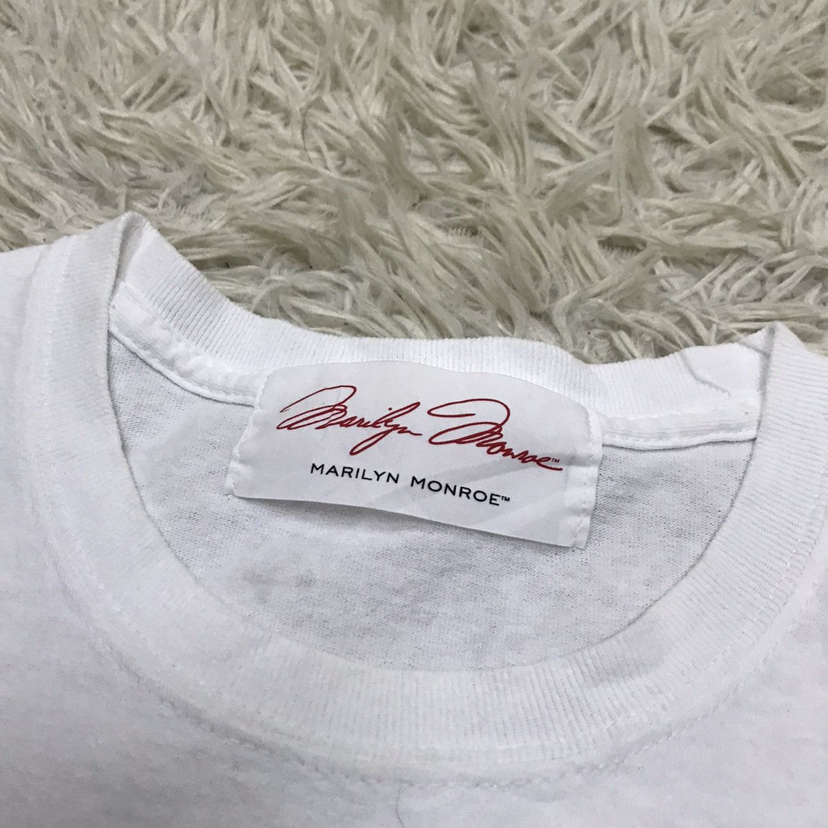 Band Tees Marilyn Monroe official Tshirt Size US L / EU 52-54 / 3 - 11 Thumbnail