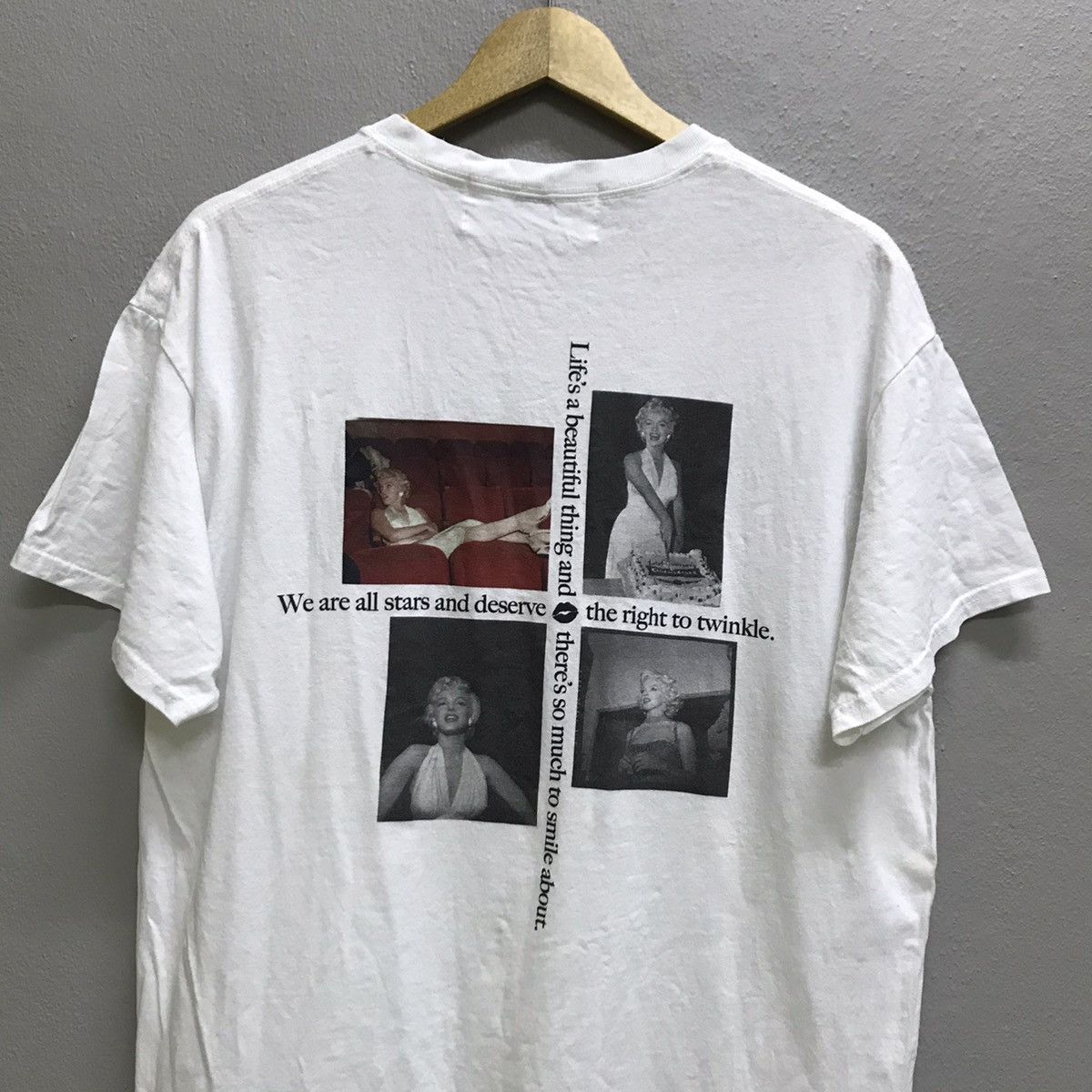 Band Tees Marilyn Monroe official Tshirt Size US L / EU 52-54 / 3 - 4 Thumbnail