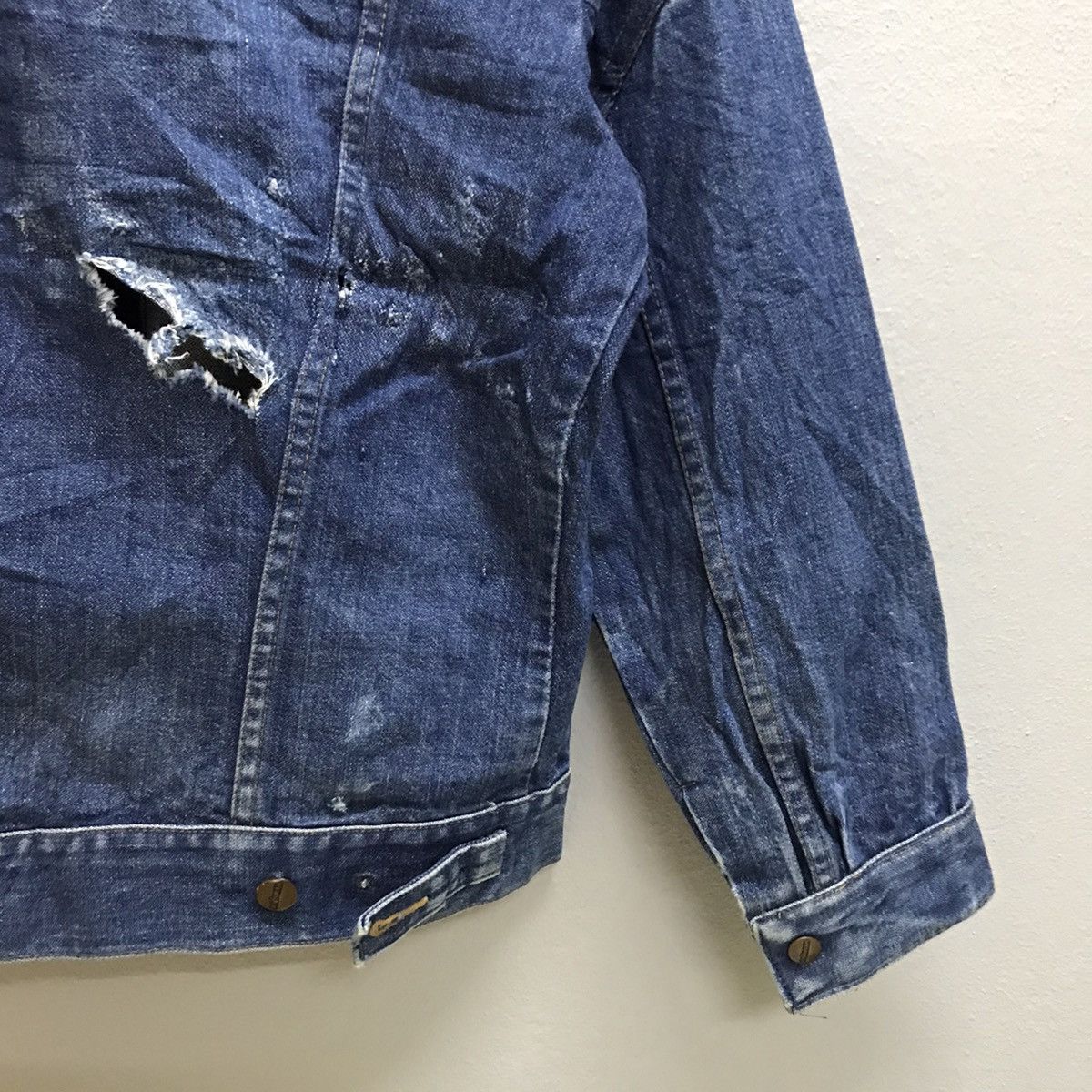 Wrangler Vintage Distressed 80/90s Wrangler Denime jacket Size US S / EU 44-46 / 1 - 10 Thumbnail