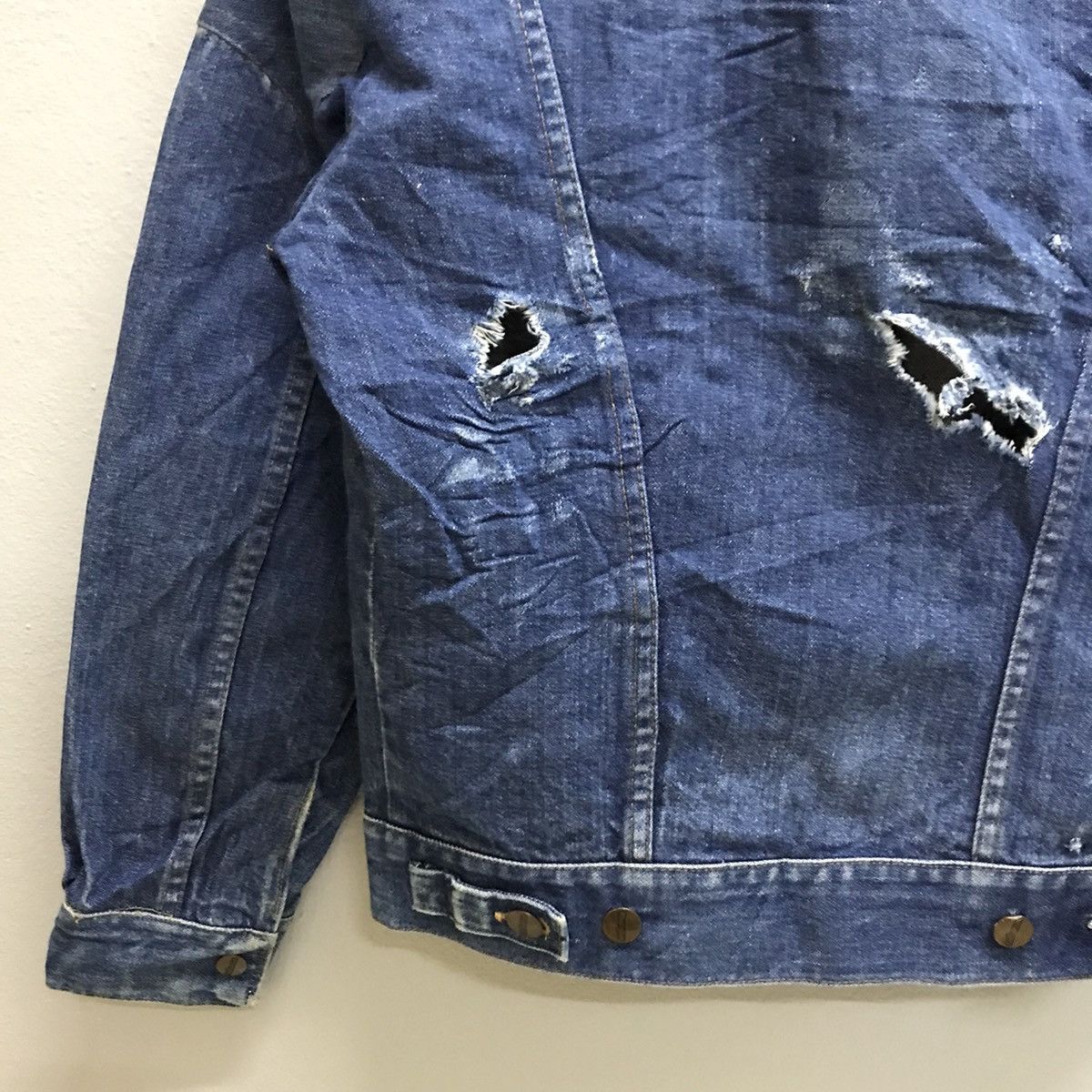 Wrangler Vintage Distressed 80/90s Wrangler Denime jacket Size US S / EU 44-46 / 1 - 9 Thumbnail