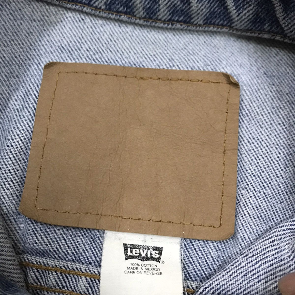 Levi's × Levi's Vintage Clothing × Vintage Vintage 90s Levis Trucker Denim Jacket Size S / US 4 / IT 40 - 17 Thumbnail