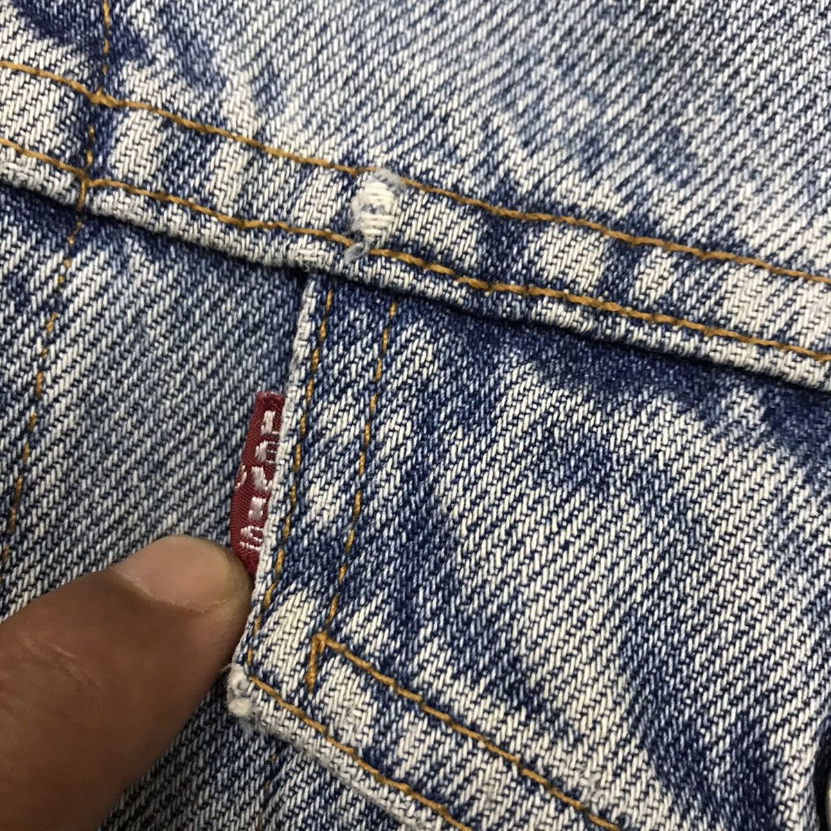 Levi's × Levi's Vintage Clothing × Vintage Vintage 90s Levis Trucker Denim Jacket Size S / US 4 / IT 40 - 14 Thumbnail