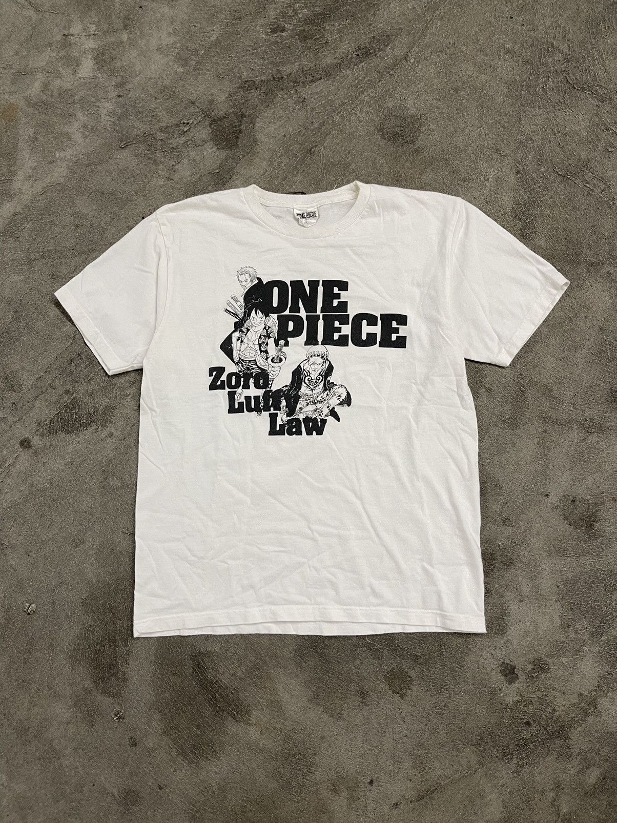 Vintage Vintage One Piece Anime T Shirt Size US L / EU 52-54 / 3 - 1 Thumbnail