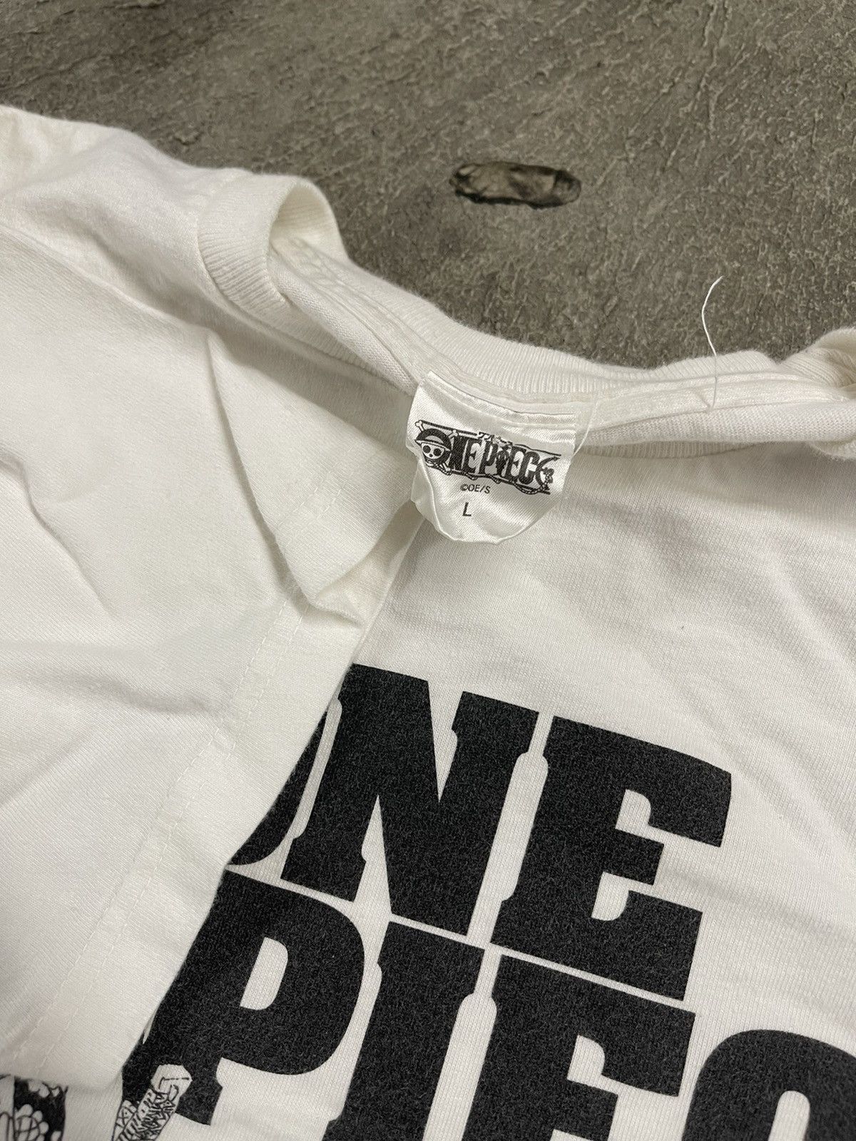 Vintage Vintage One Piece Anime T Shirt Size US L / EU 52-54 / 3 - 3 Thumbnail